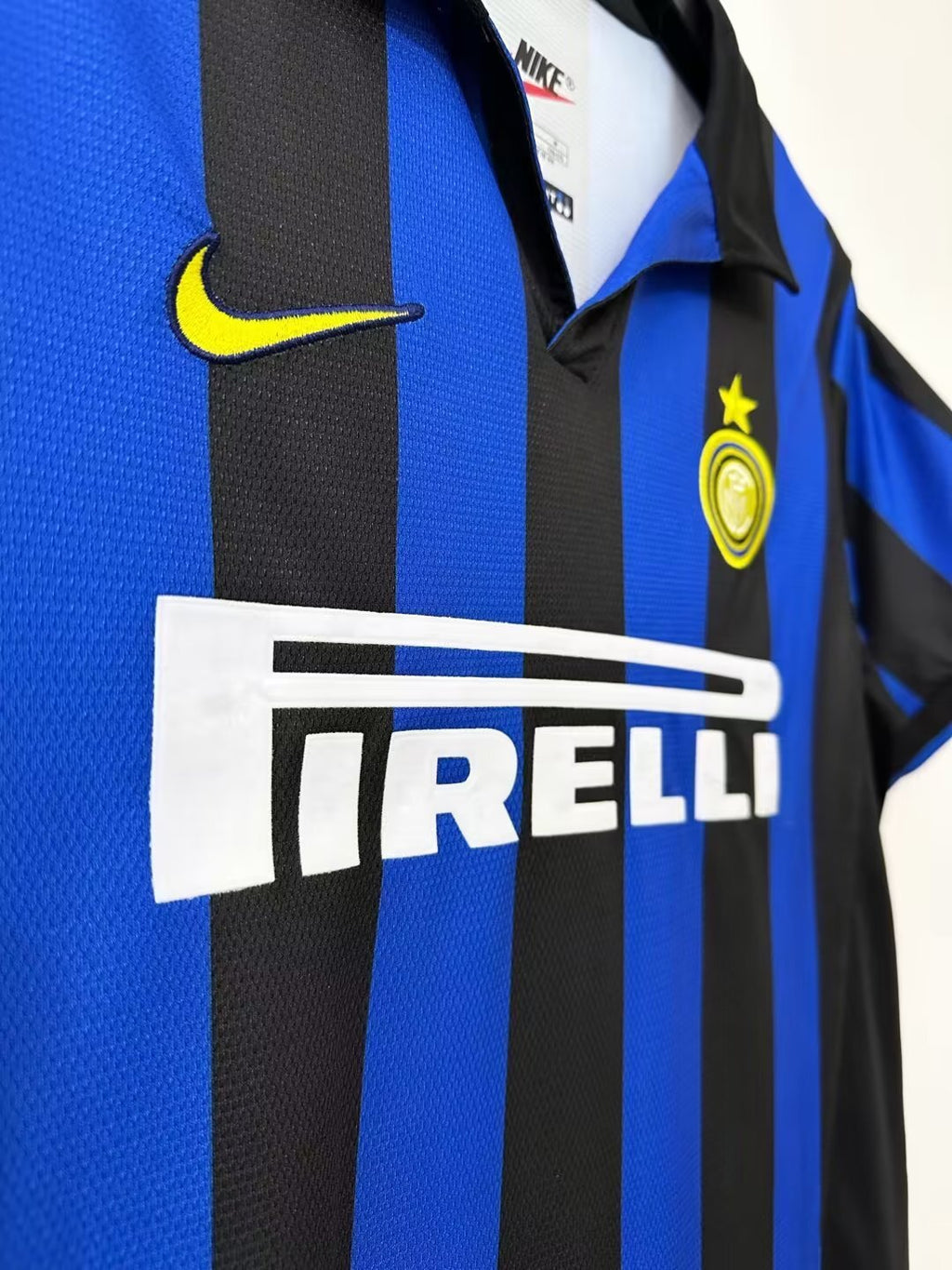 Camiseta Local del Inter de Milán, 98-99