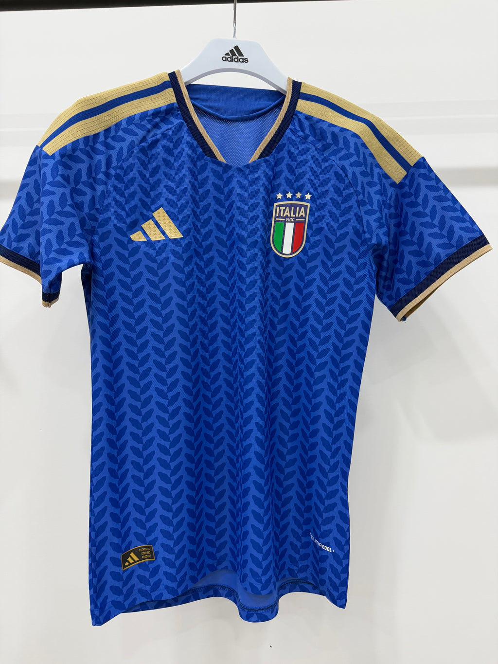 Camiseta Italia, Local Mundial 2026
