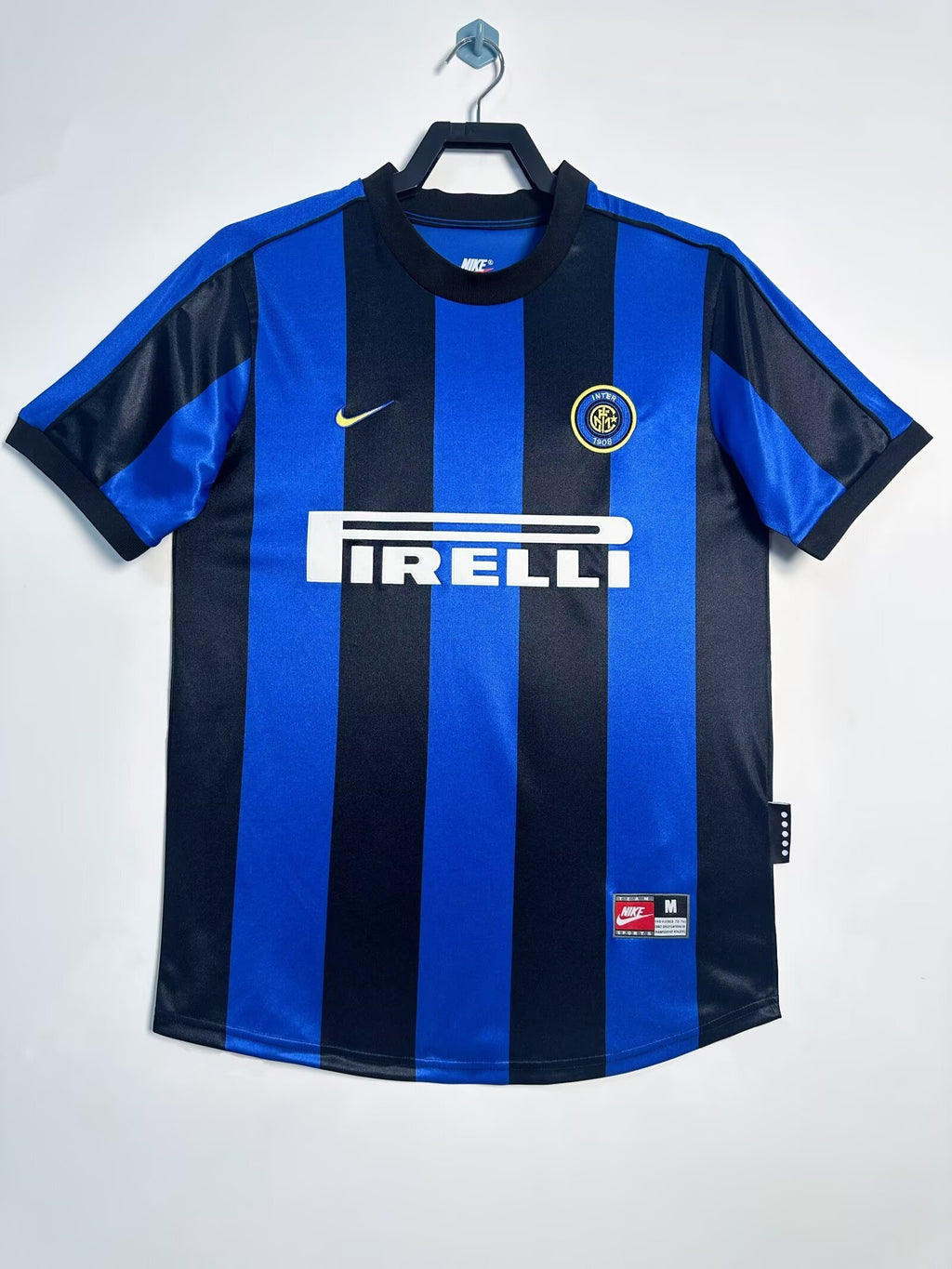 Camiseta Local del Inter de Milán, 99-00