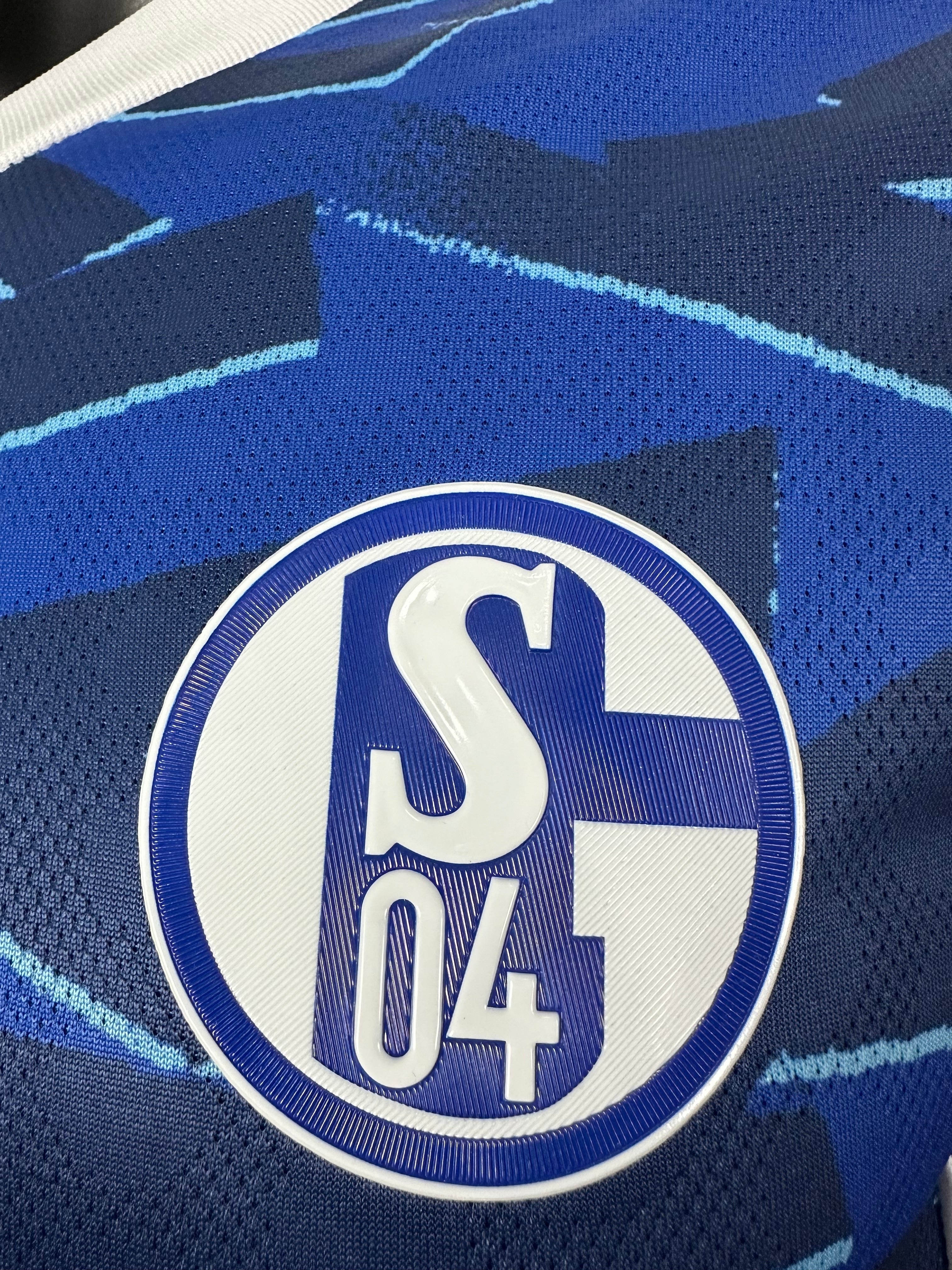 Camiseta FC Schalke 04, Local 25-26