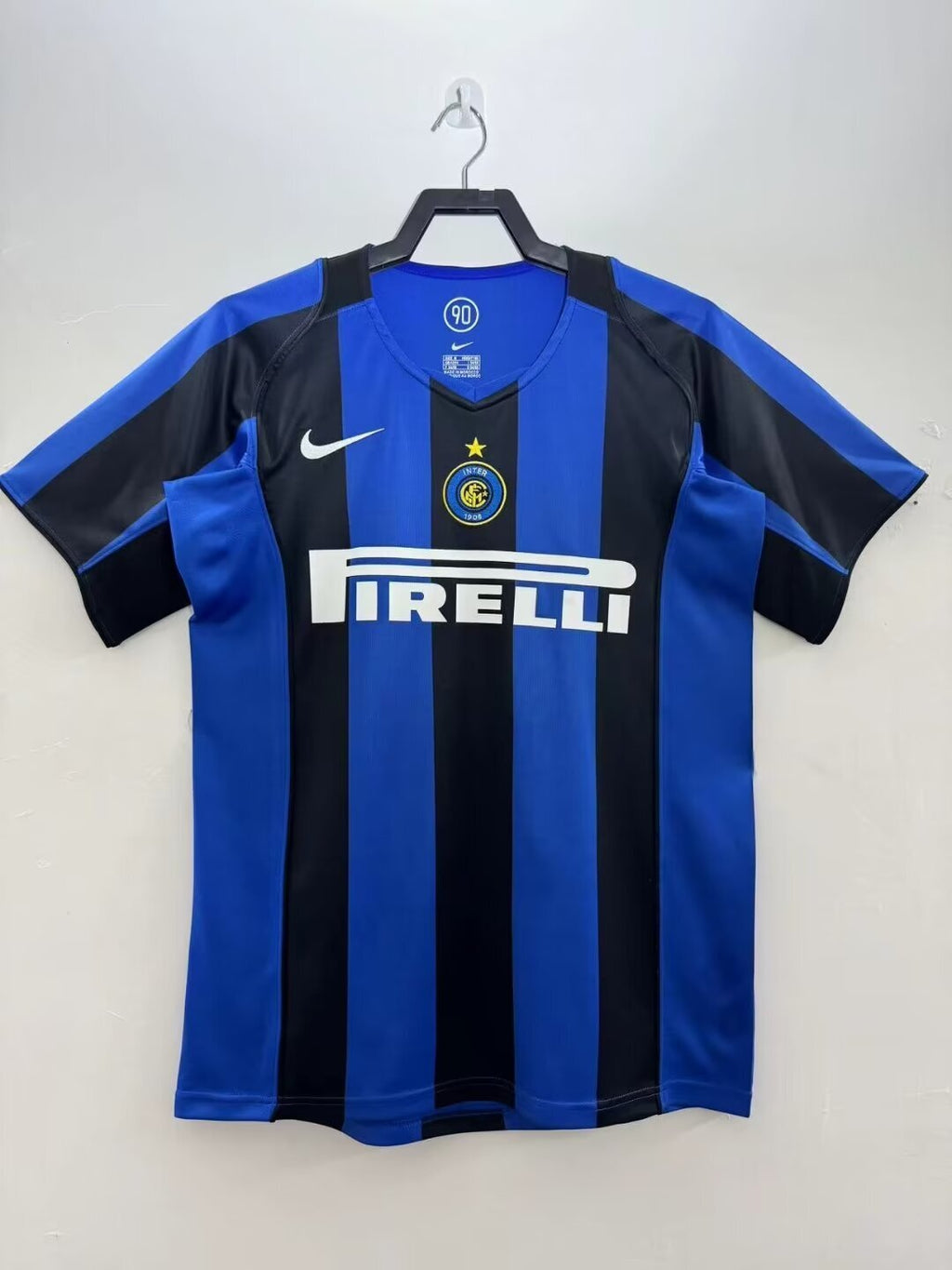 Camiseta Local del Inter de Milán, 04-05