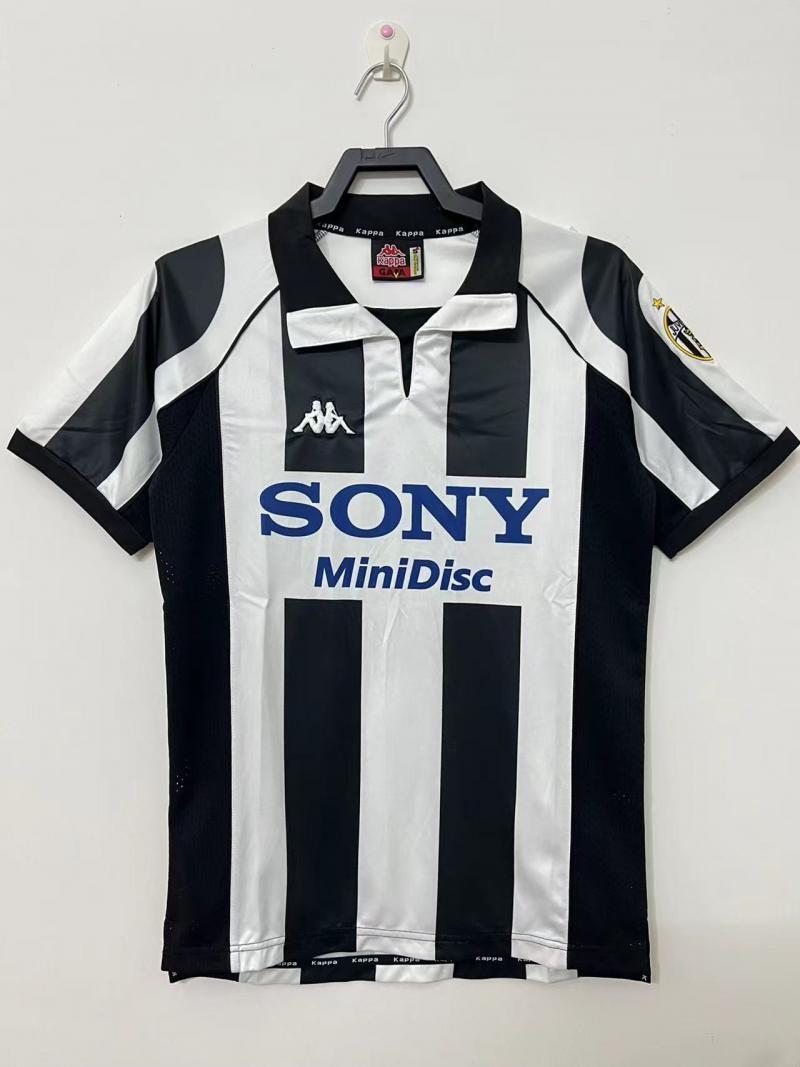 Camiseta Local Juventus, 97-98