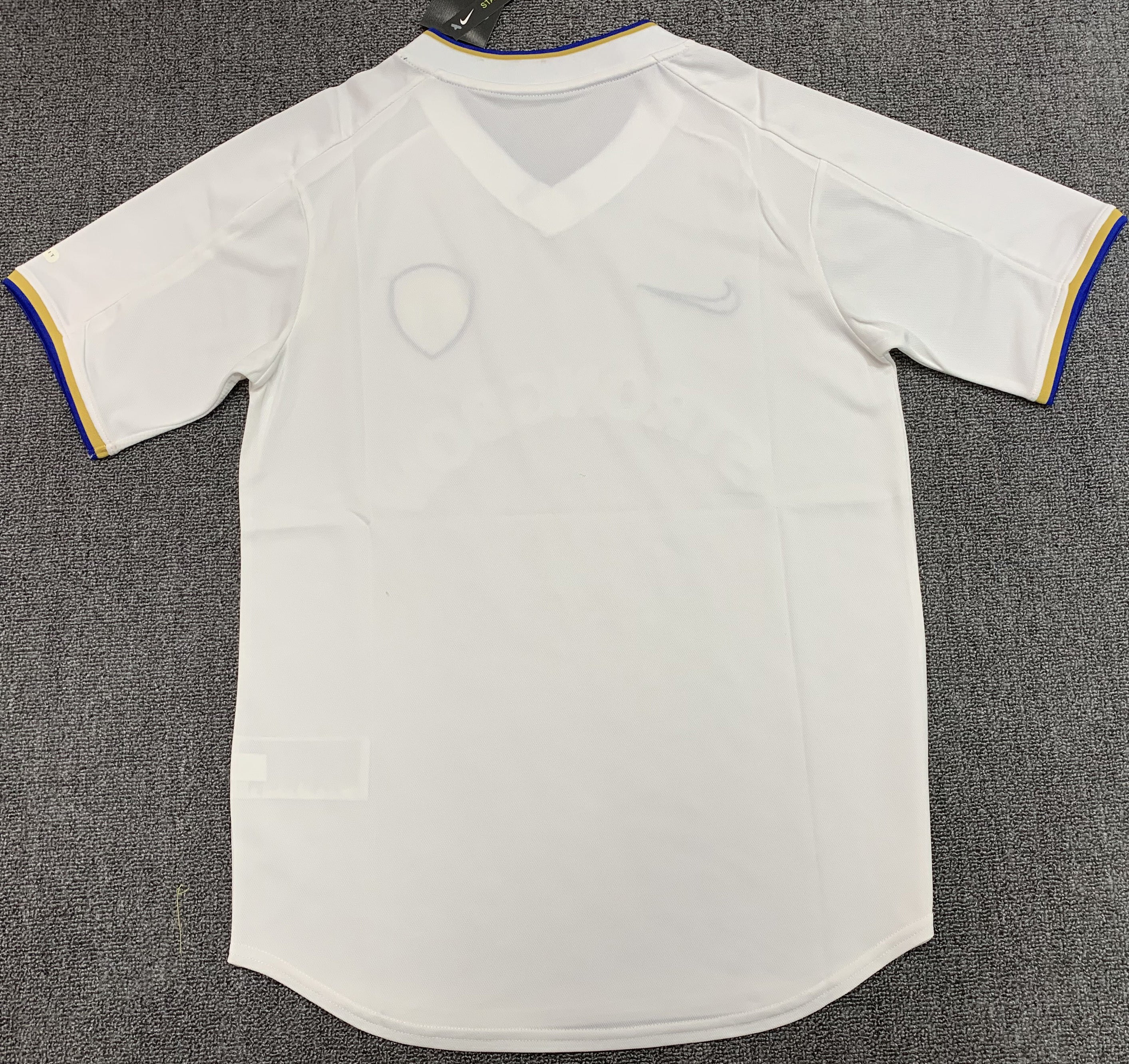 Camiseta Local leeds United, 00-01