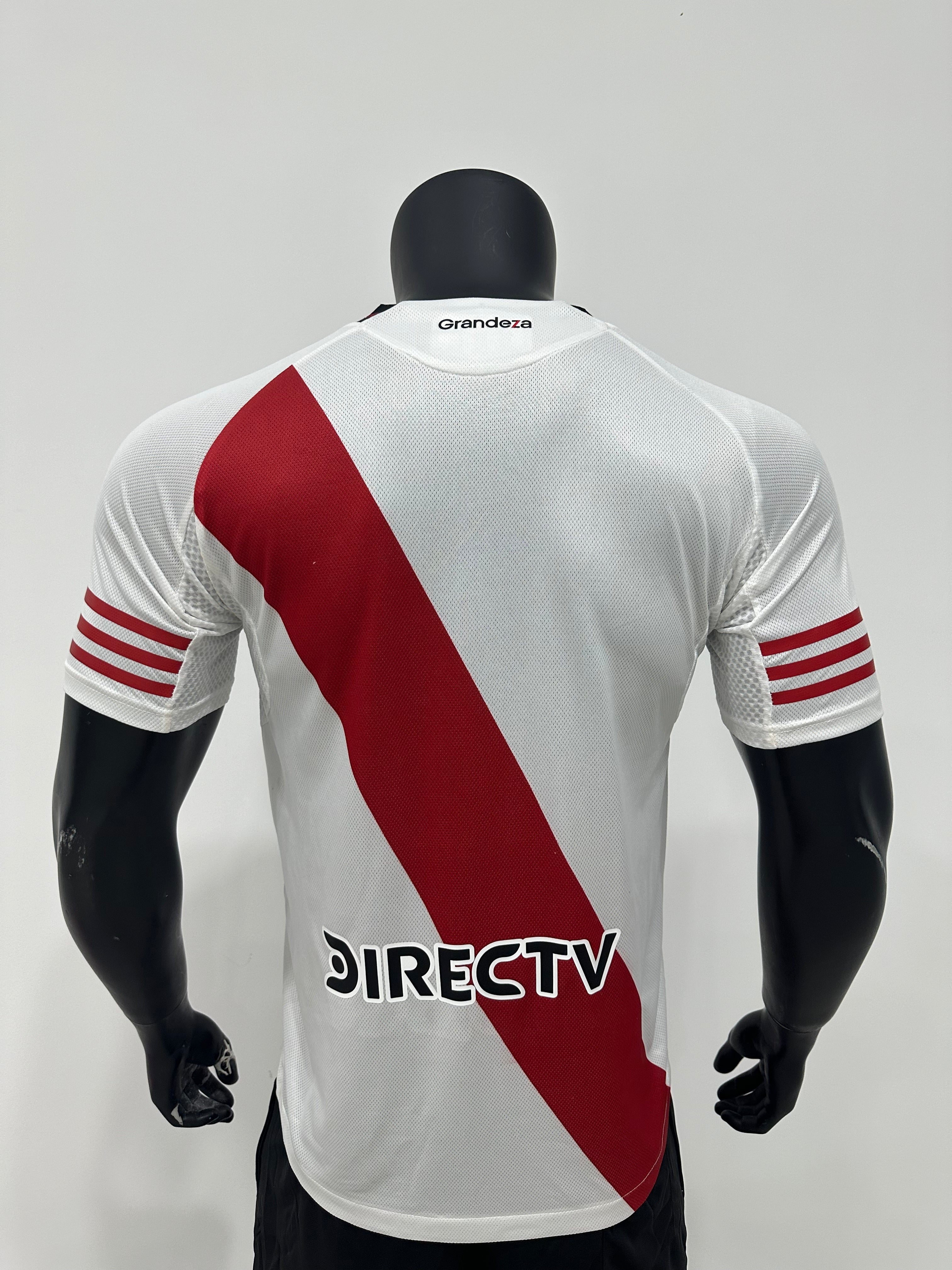 Camiseta River Plate, Local 25-26