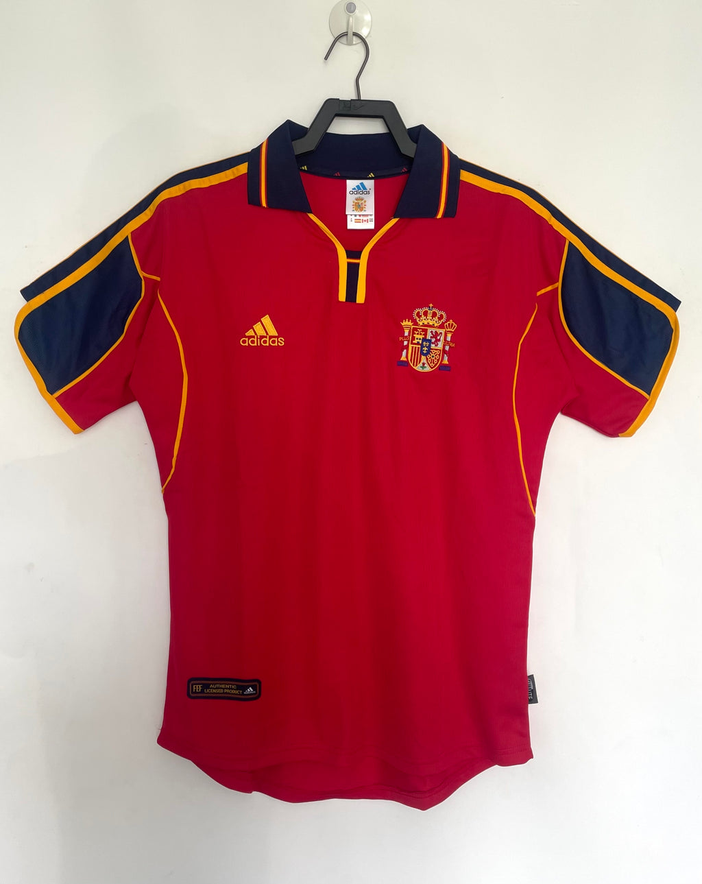 Camiseta España, Local 2000