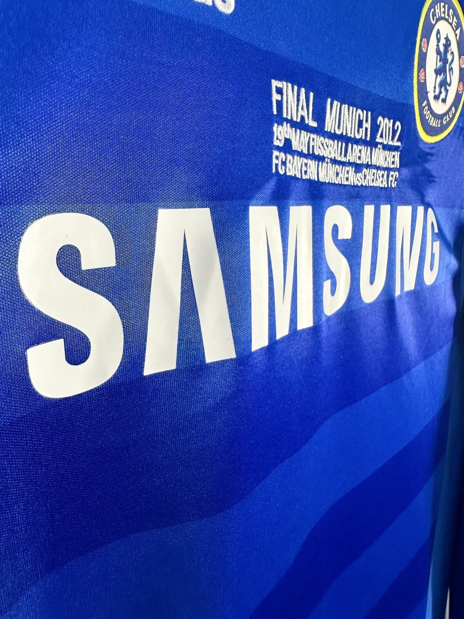 Camiseta Chelsea, Manga larga local 11-12