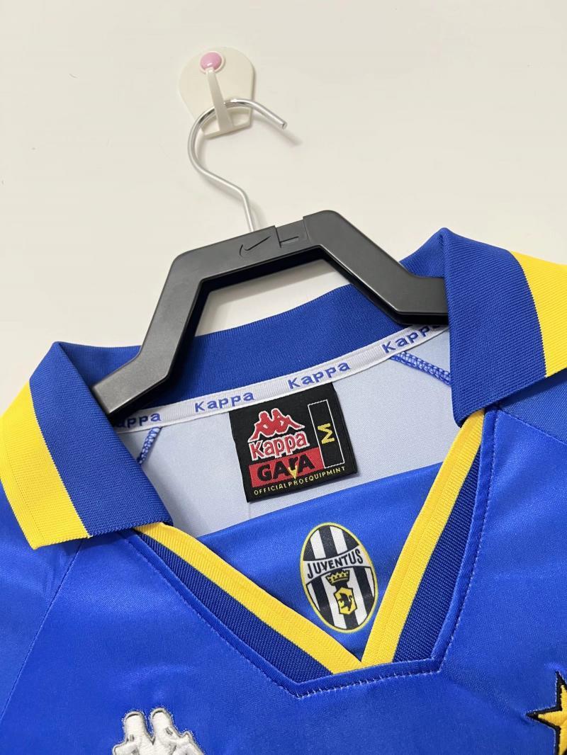 Camiseta Visitante Juventus, 95-96