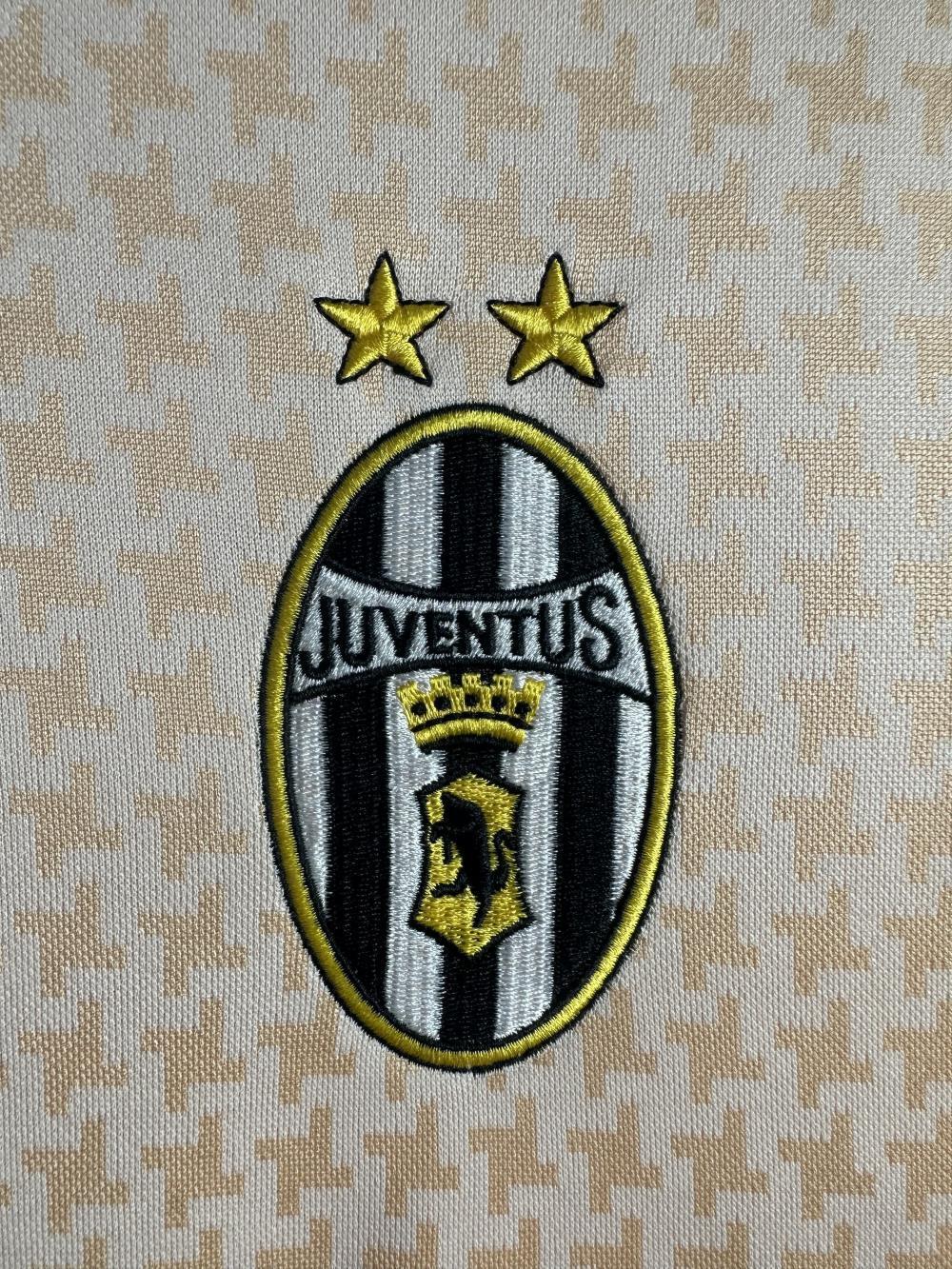 Camiseta Visitante Juventus, 03-04