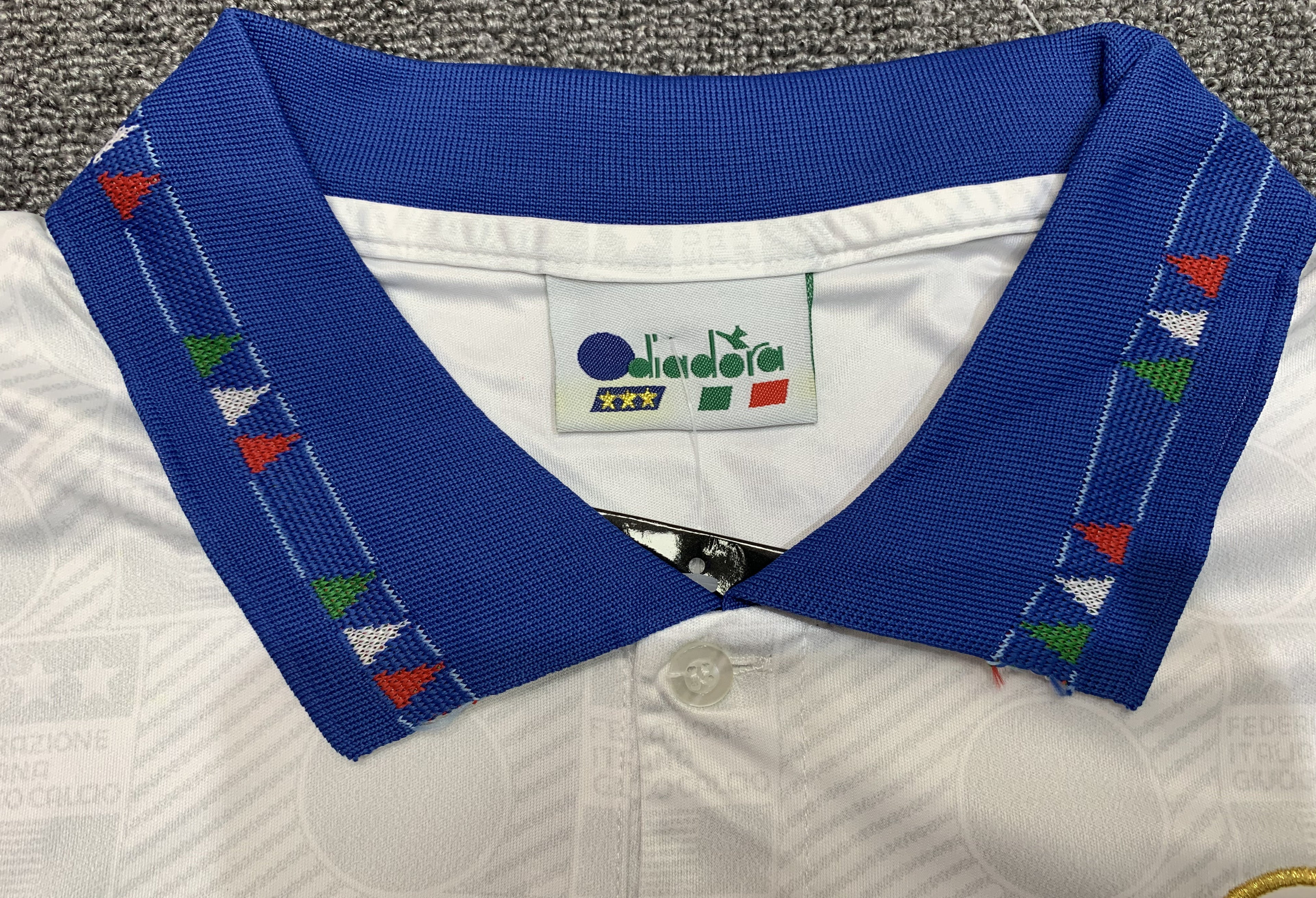 Camiseta Italia, Visitante 1994