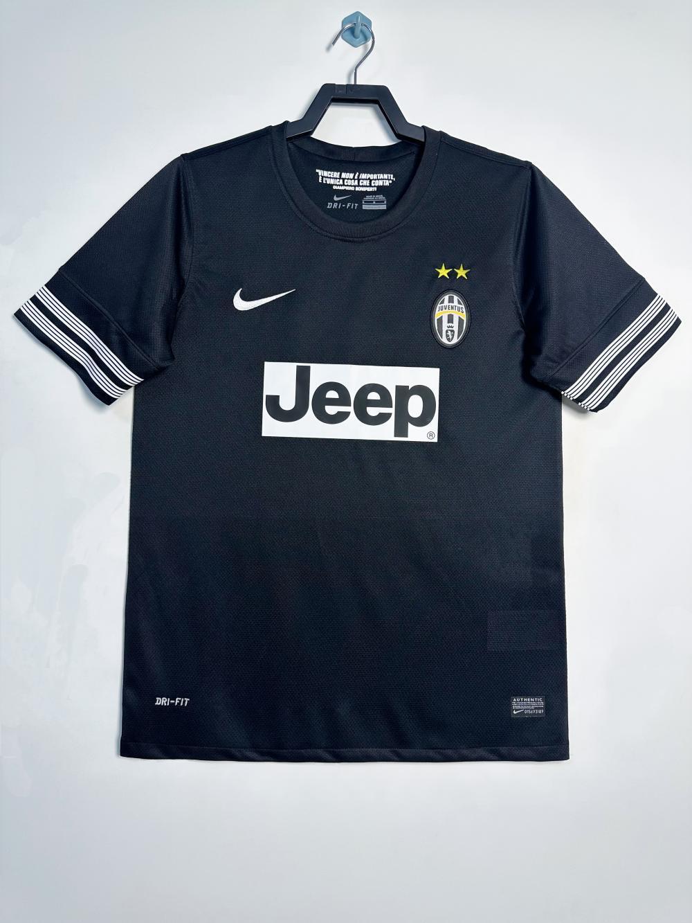 Camiseta Visitante Juventus, 12-13