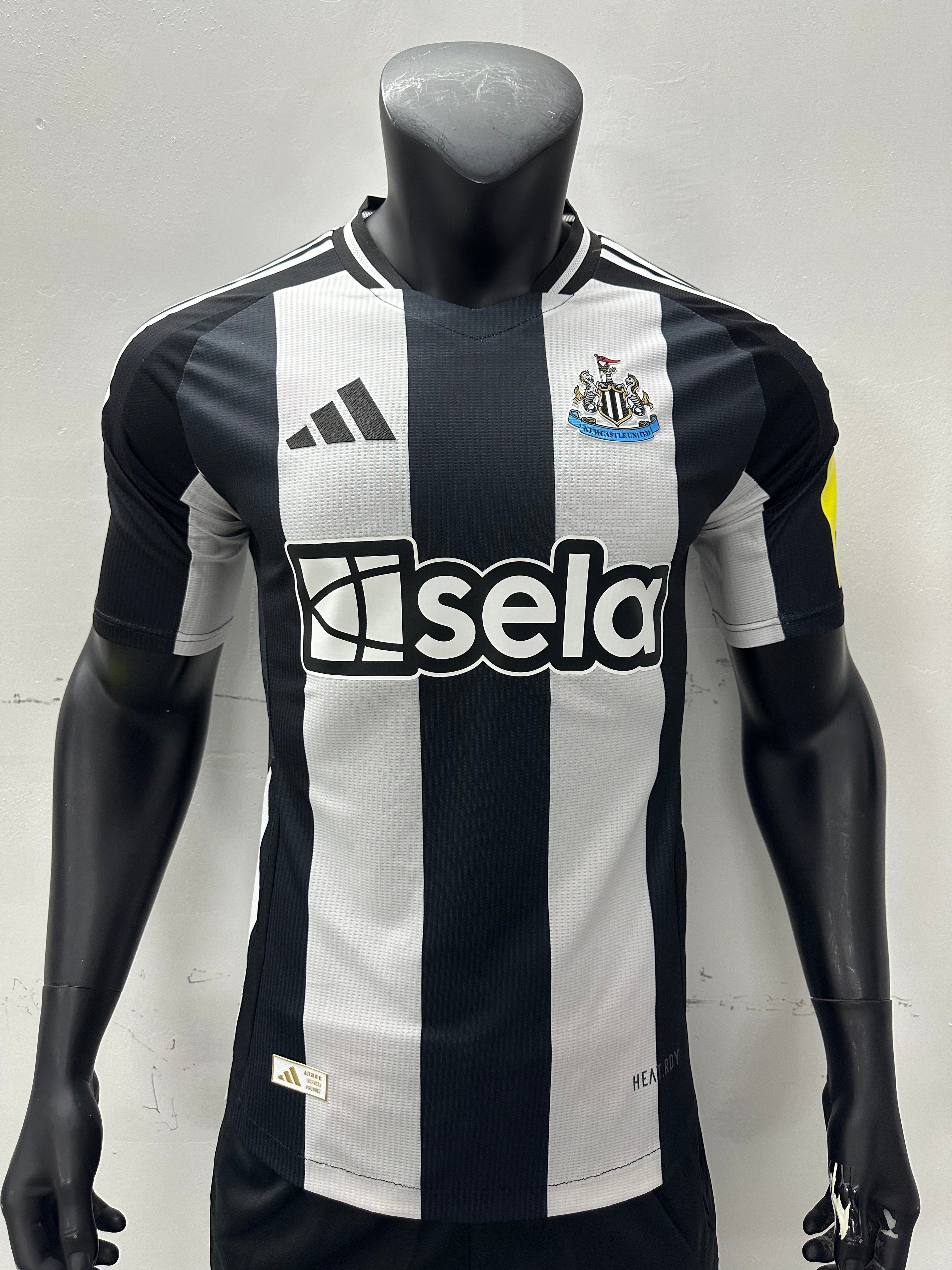 Camiseta Newcastle United, Local 24-25