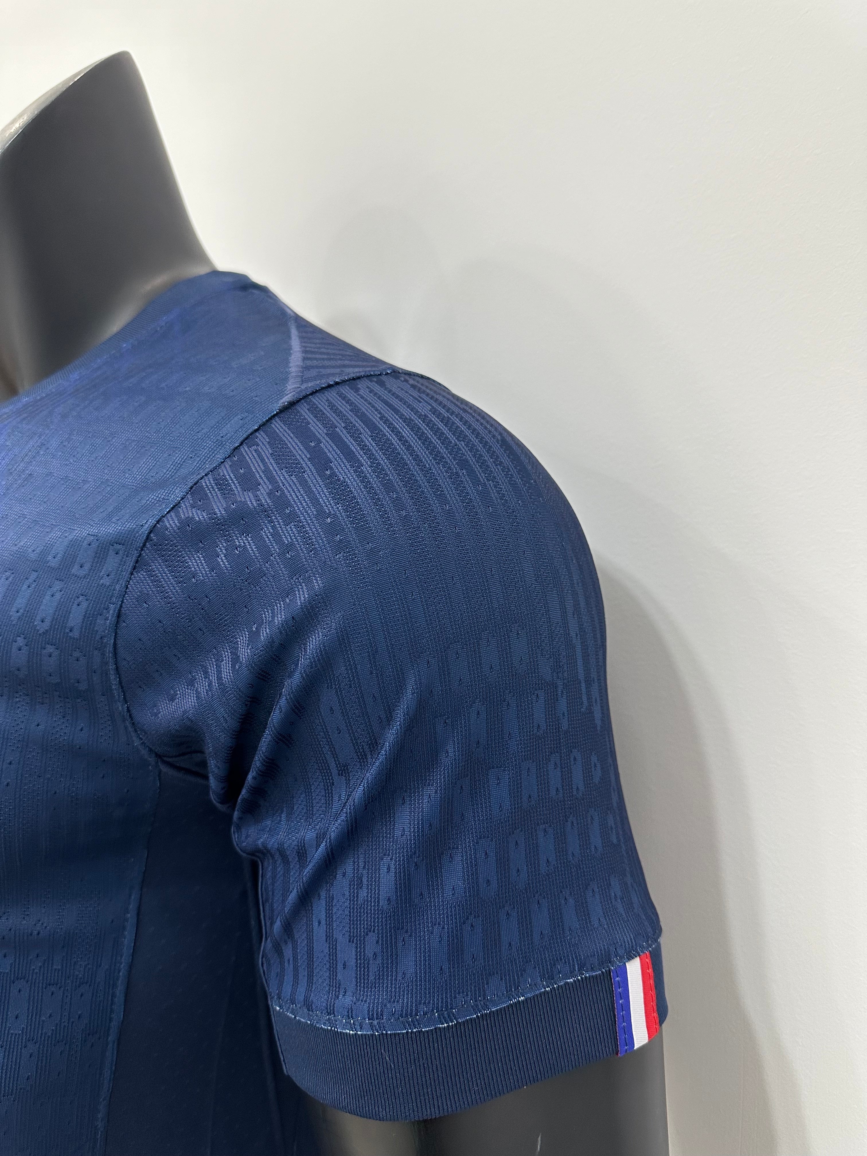 Camiseta PSG, Local 25-26