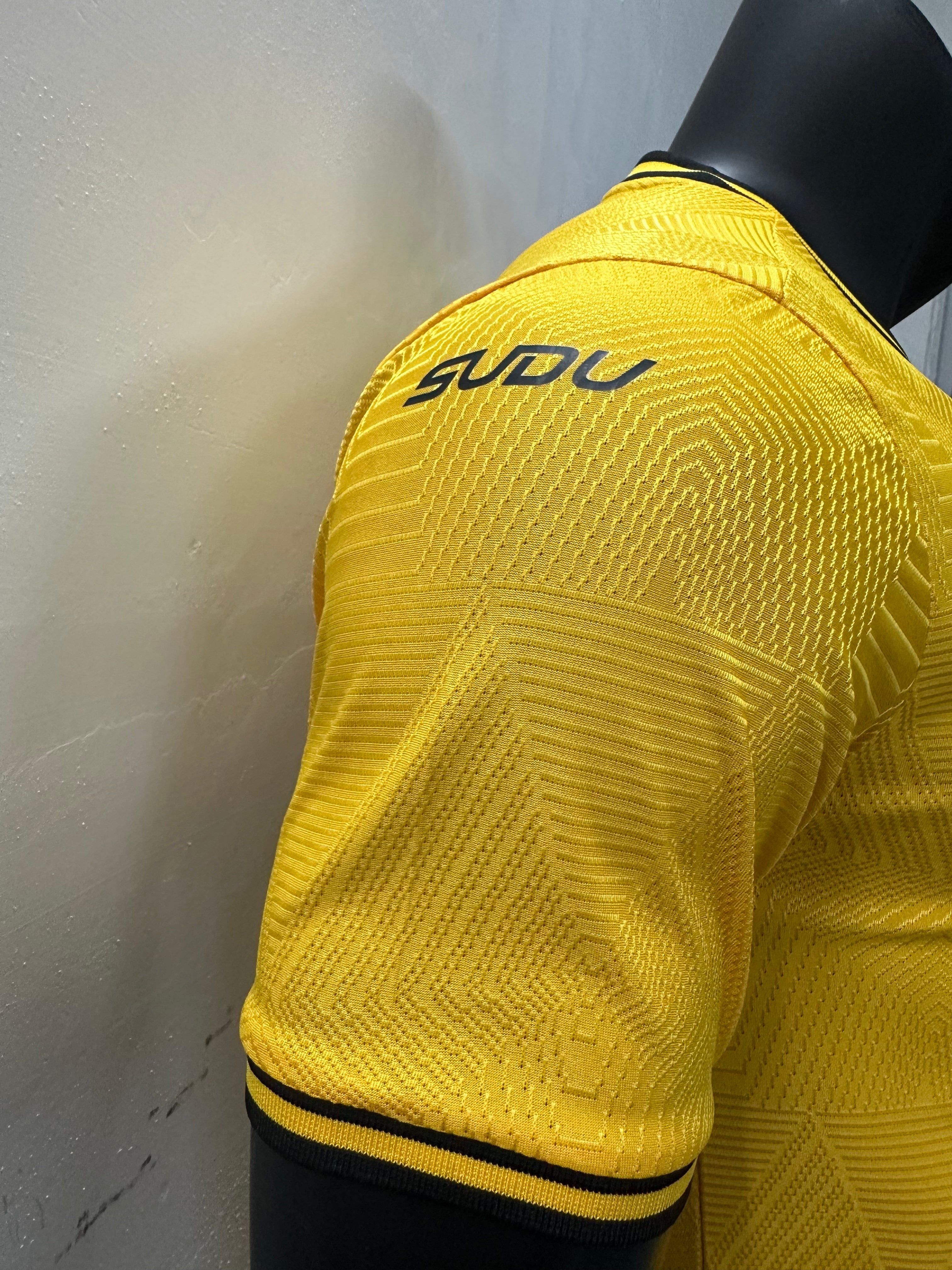 Camiseta Wolves, Local 24-25