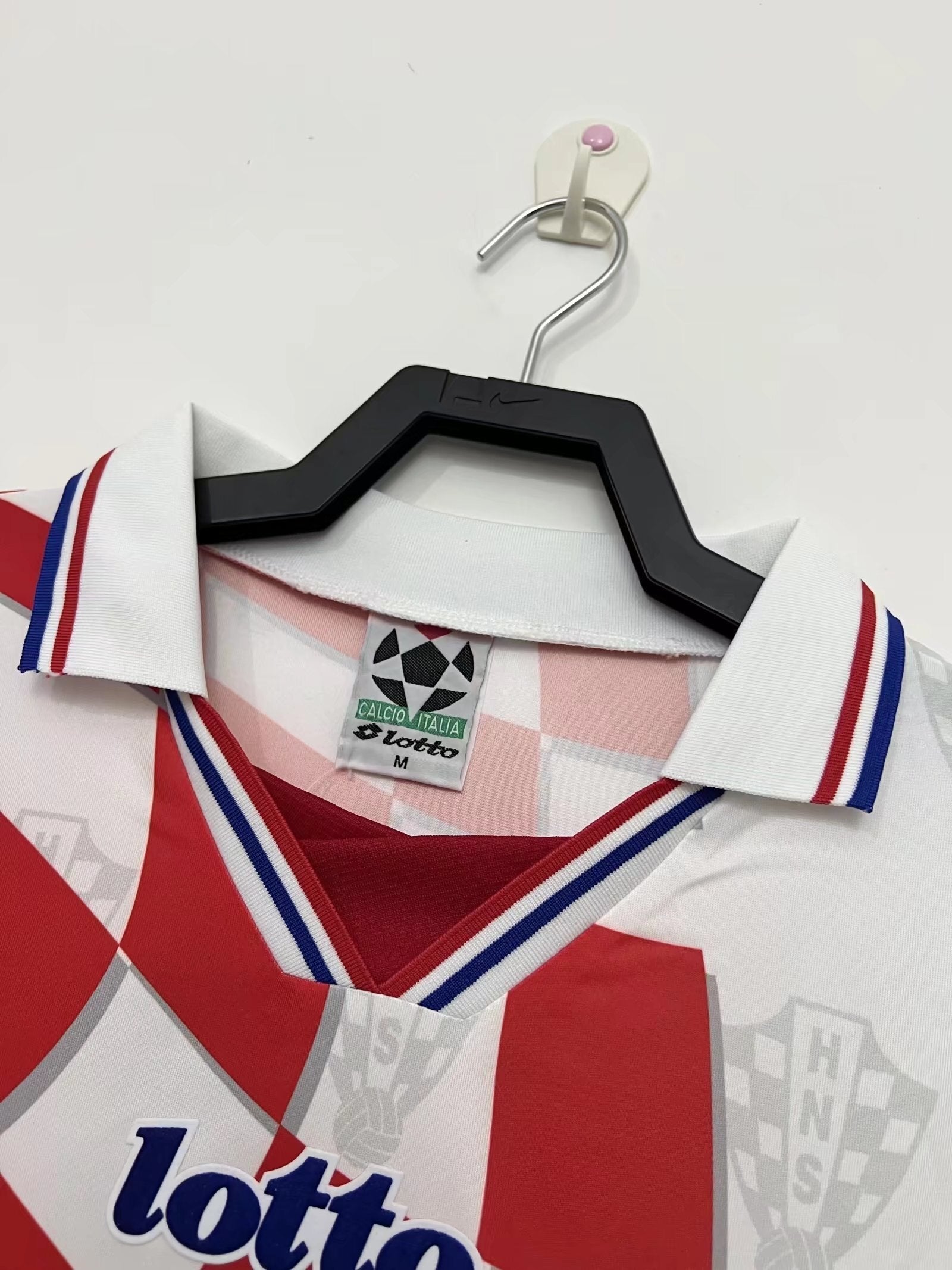 Camiseta Local Croacia, 1998