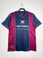 Camiseta Visitante West ham/Iron maiden, 2011