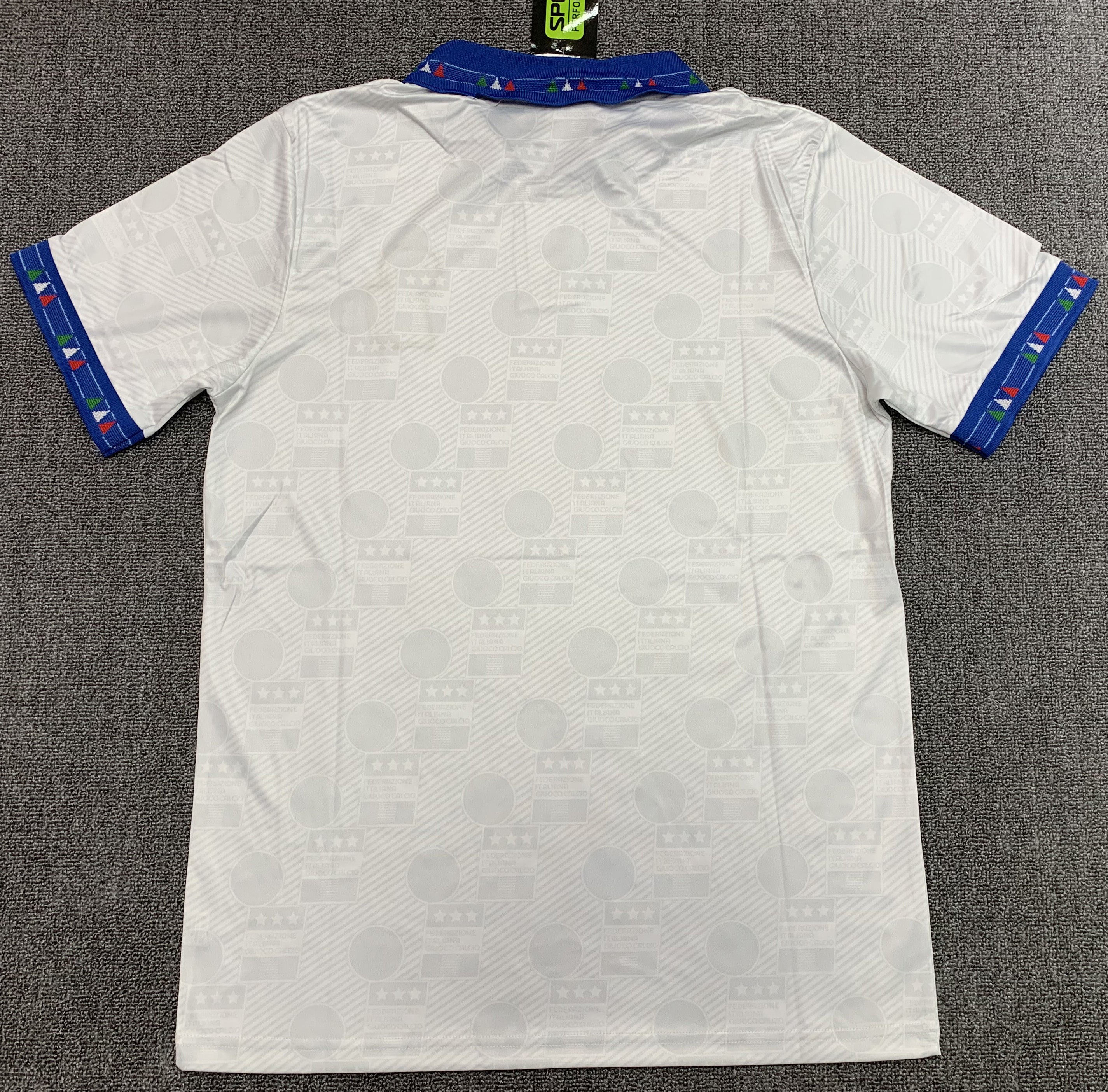 Camiseta Italia, Visitante 1994