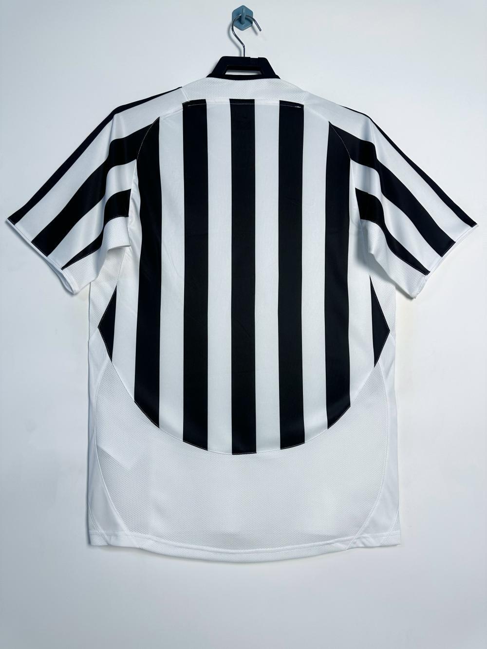 Camiseta Local Juventus, 03-04
