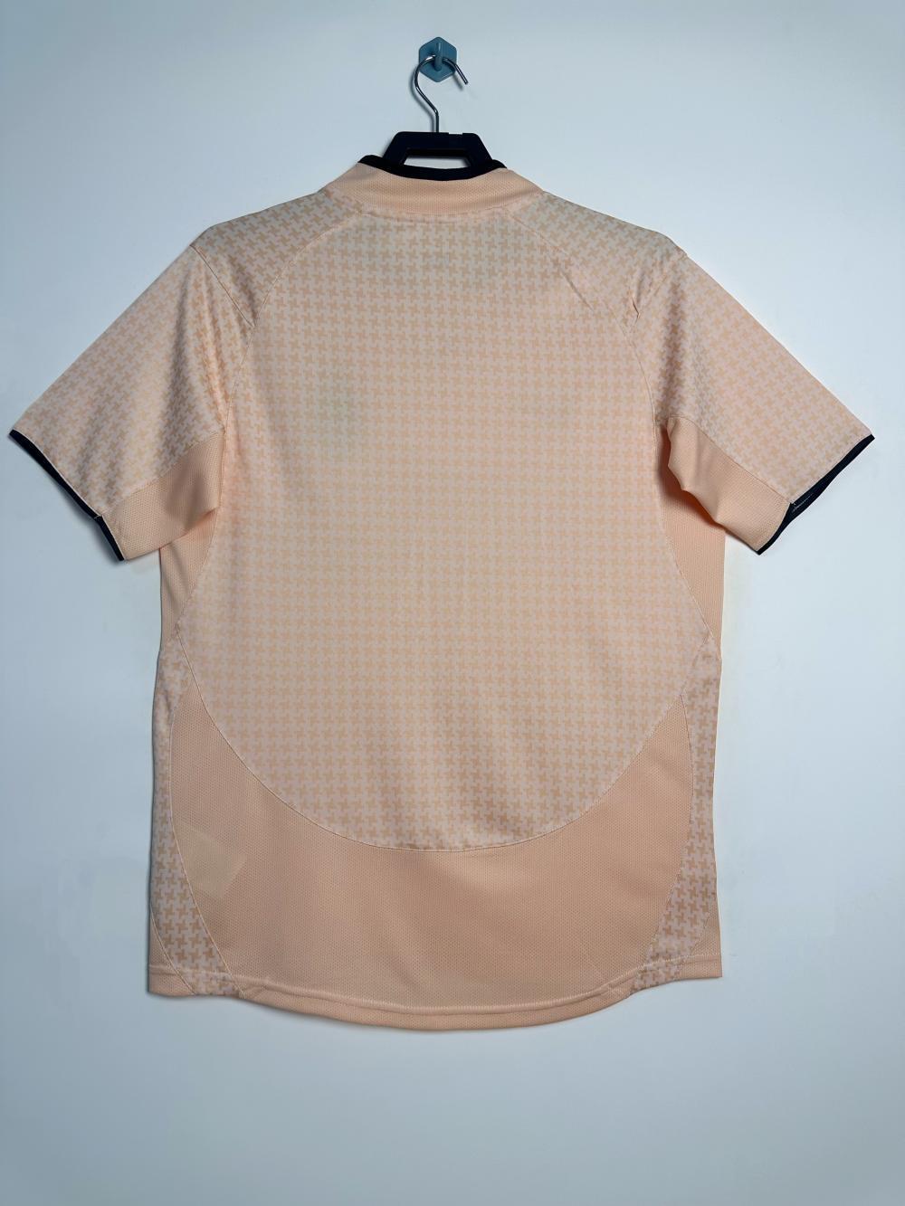 Camiseta Visitante Juventus, 03-04
