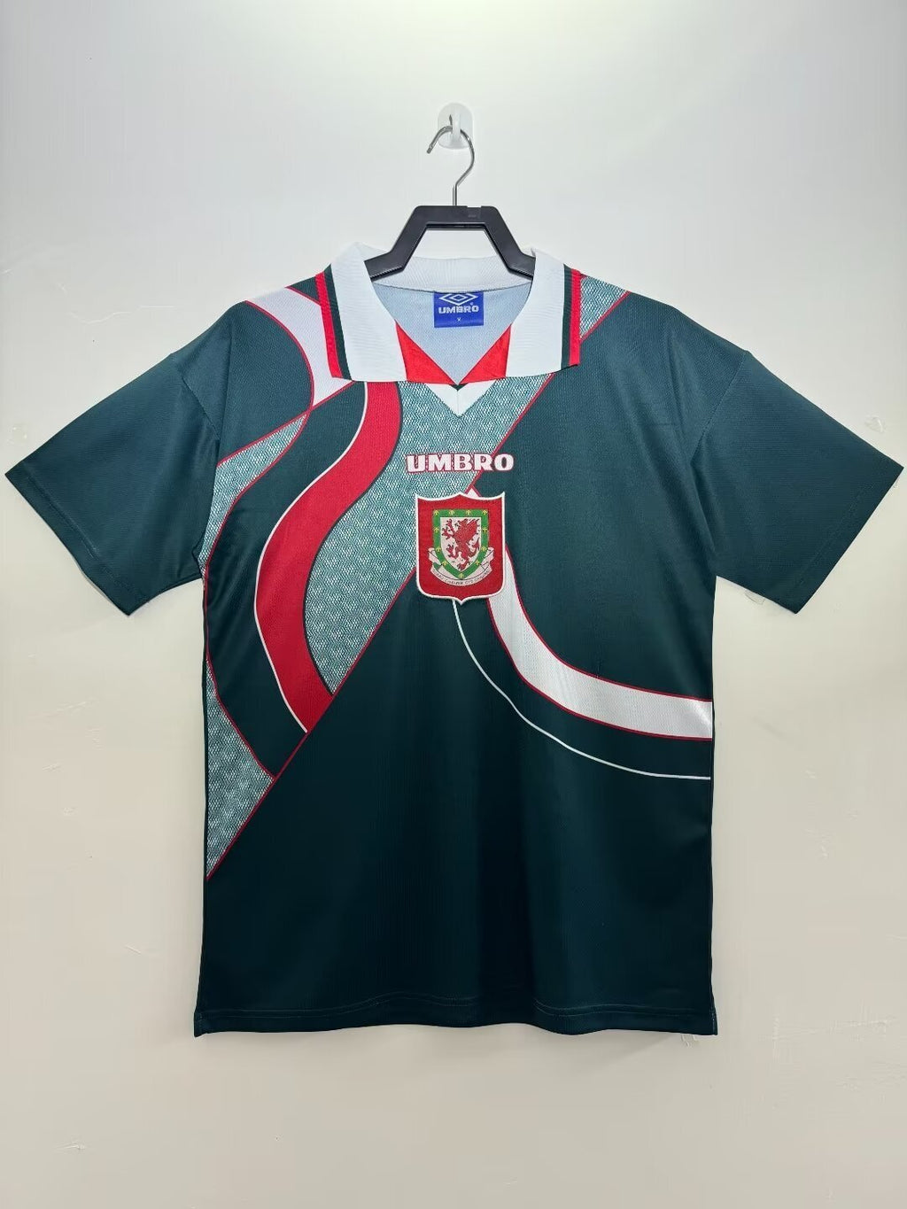 Camiseta Gales, Visitante 94-95