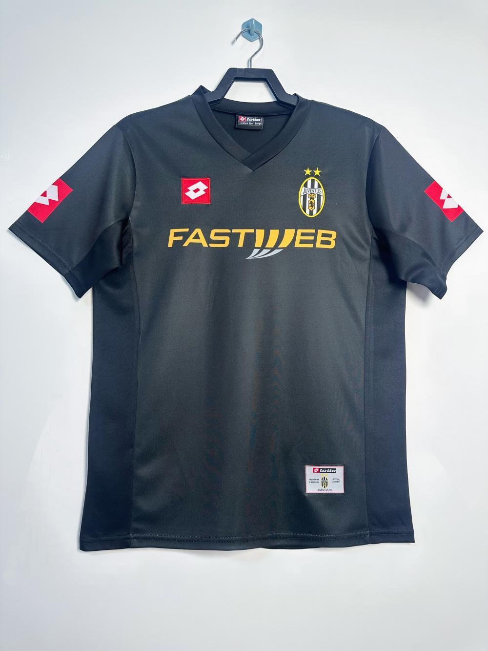 Camiseta Visitante Juventus, 01-02