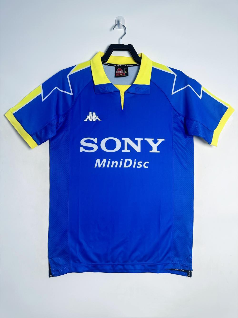 Camiseta Visitante Juventus, 97-99