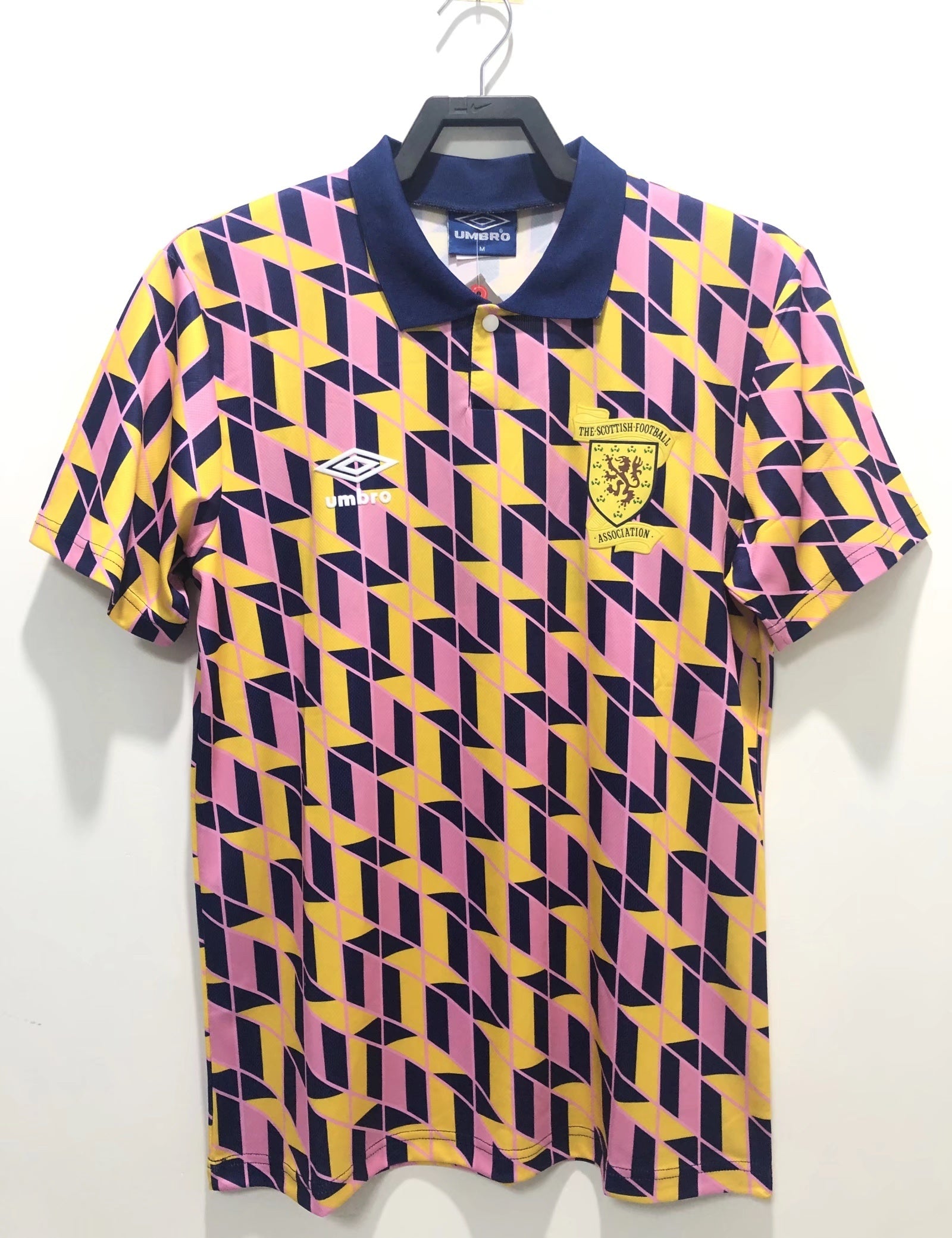 Camiseta Tercera Escocia, 88-89