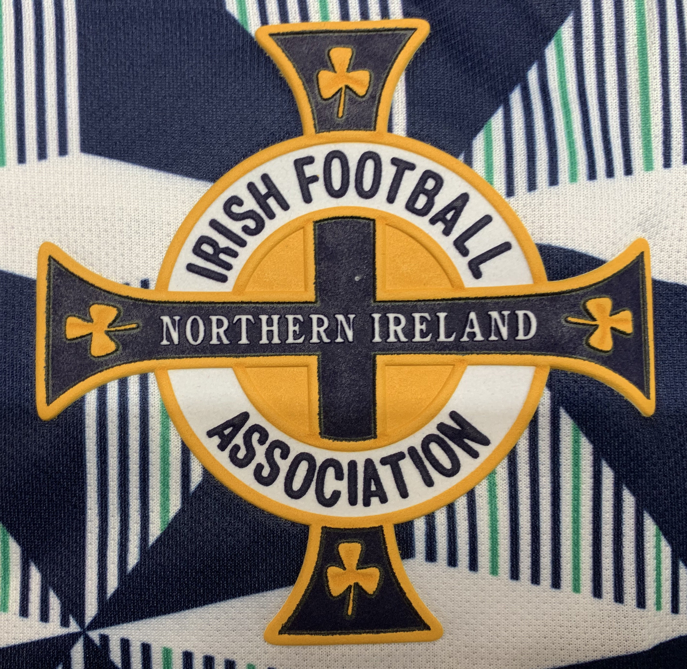 Camiseta Visitante Irlanda del norte, 90-92