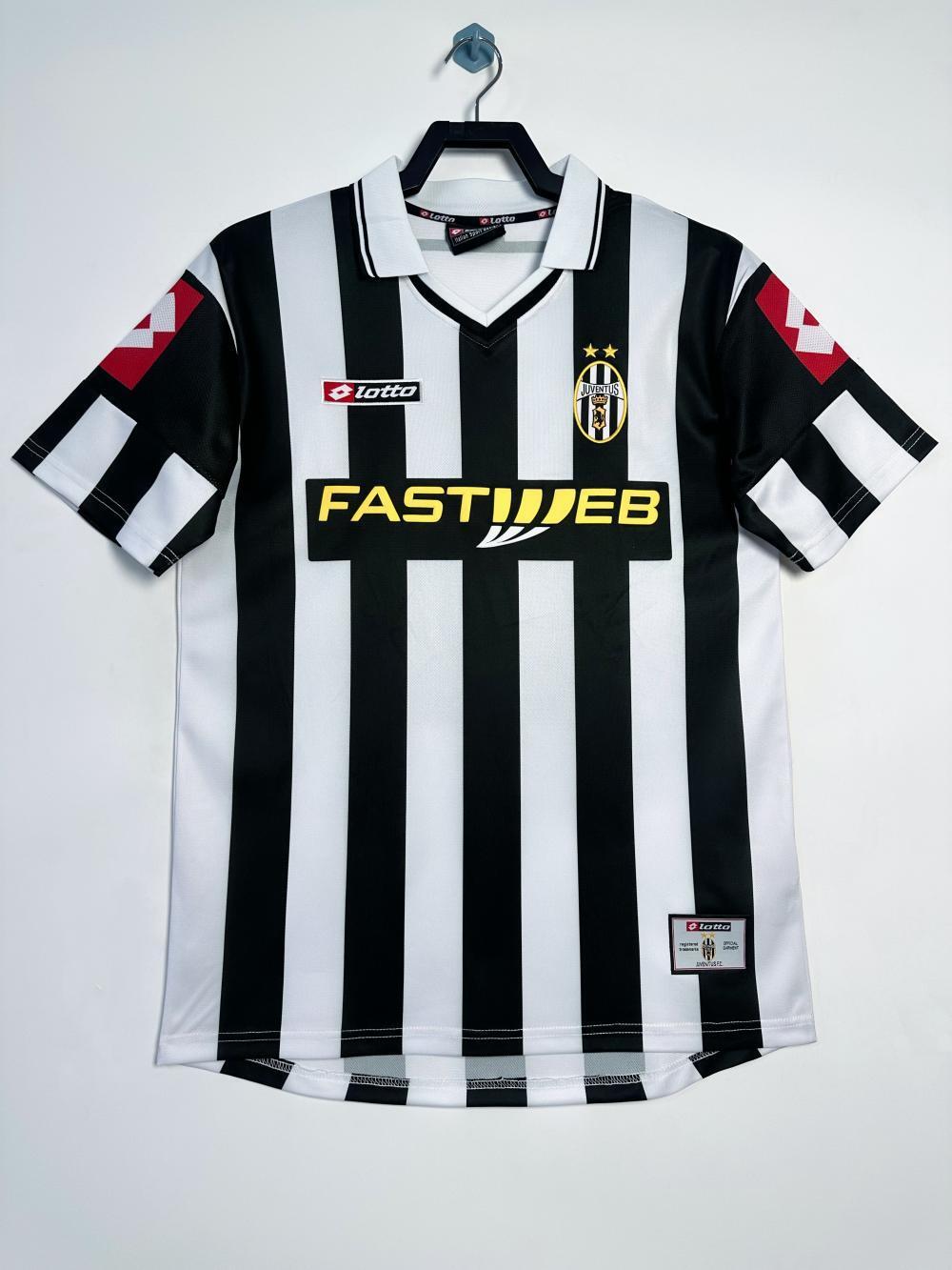 Camiseta Local Juventus, 01-02