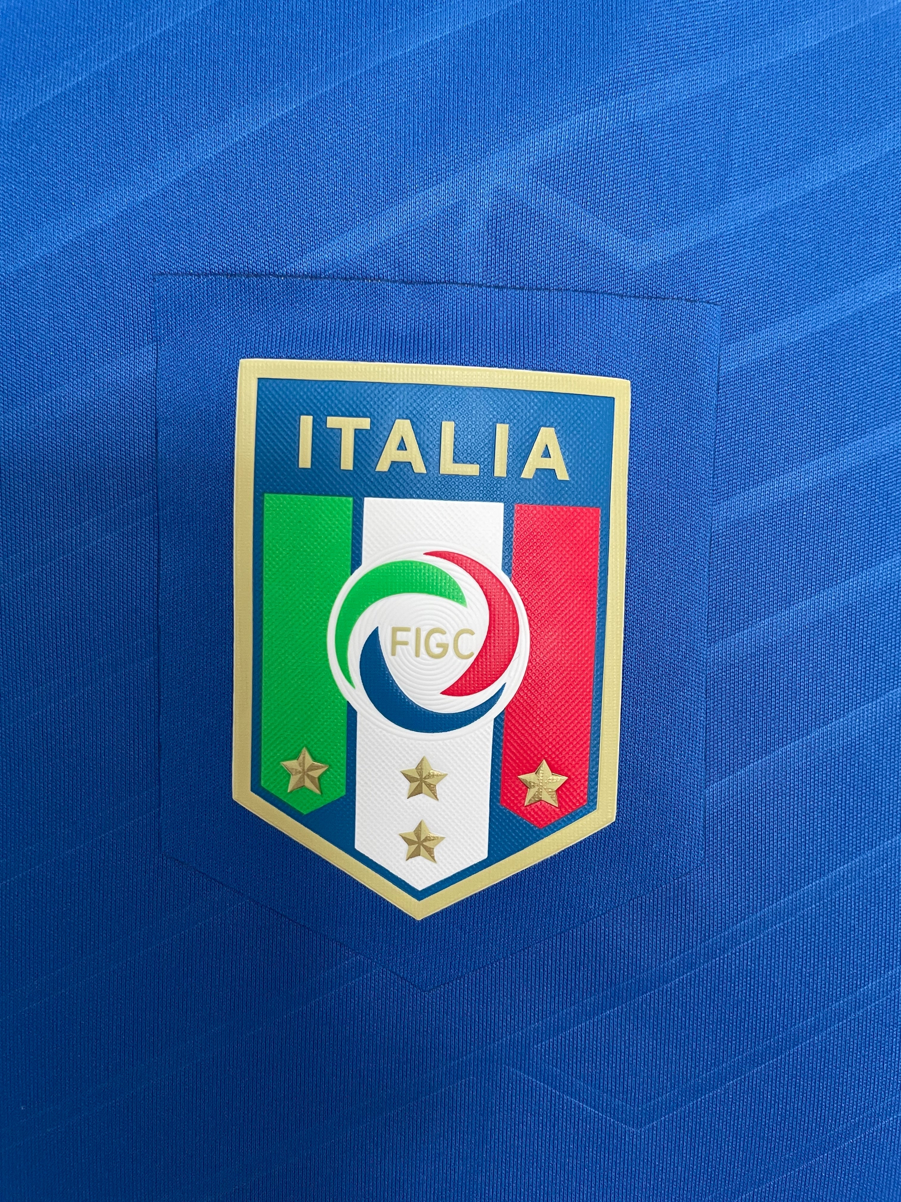 Camiseta Italia, Local 2012