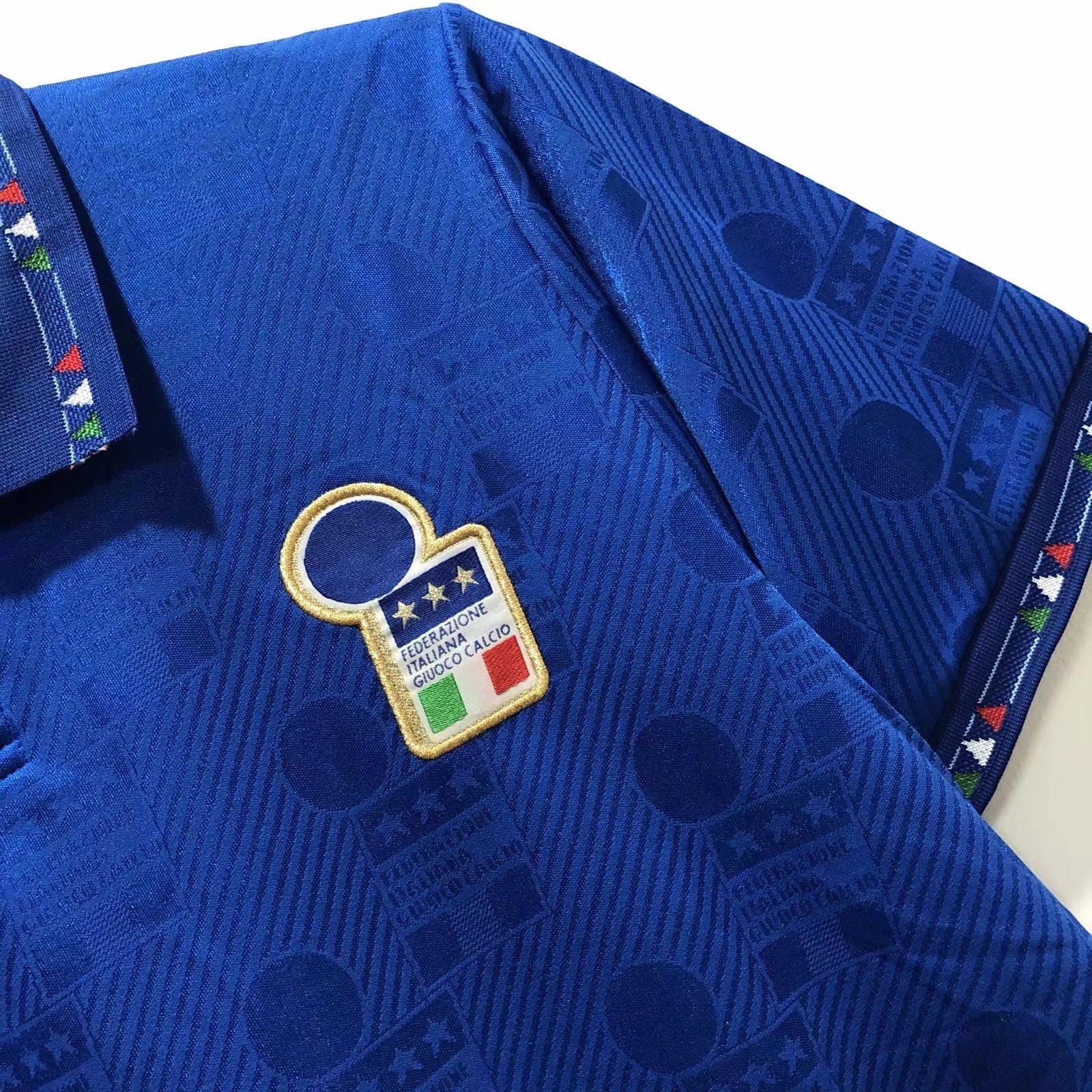 Camiseta Italia, Local 1994