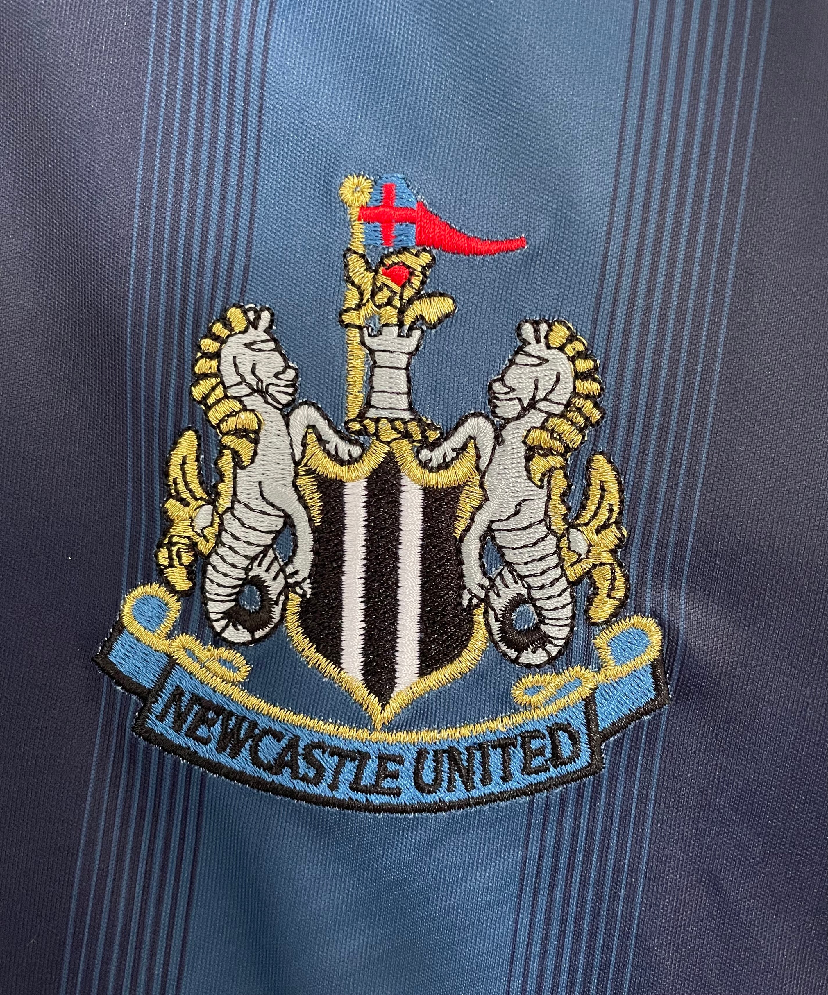 Camiseta Visitante Newcastle,04-05