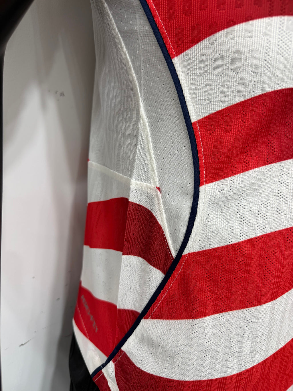 Camiseta de Estados Unidos, Local Mundial 2026