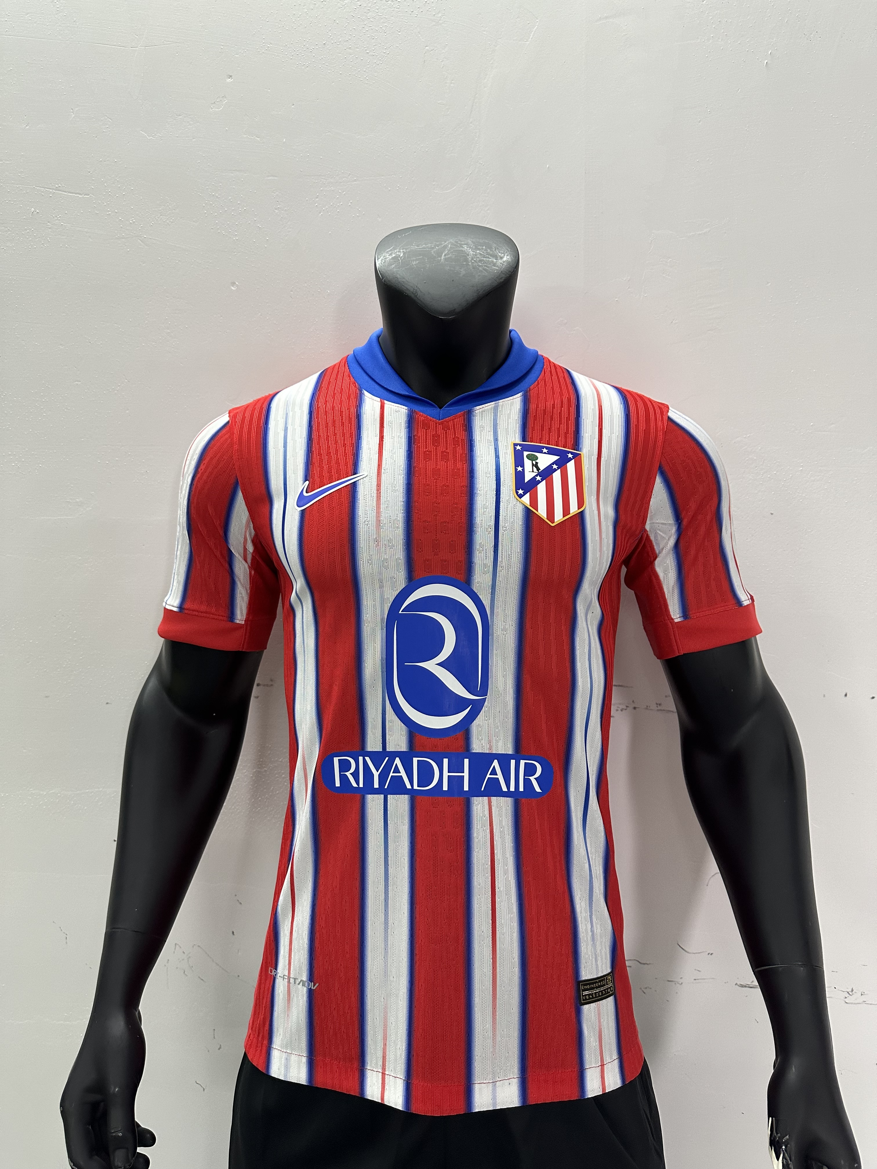 Camiseta Atlético de Madrid, Local 24-25