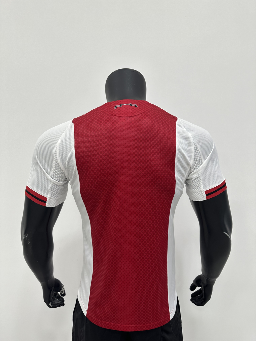 Camiseta Ajax, Local 25-26