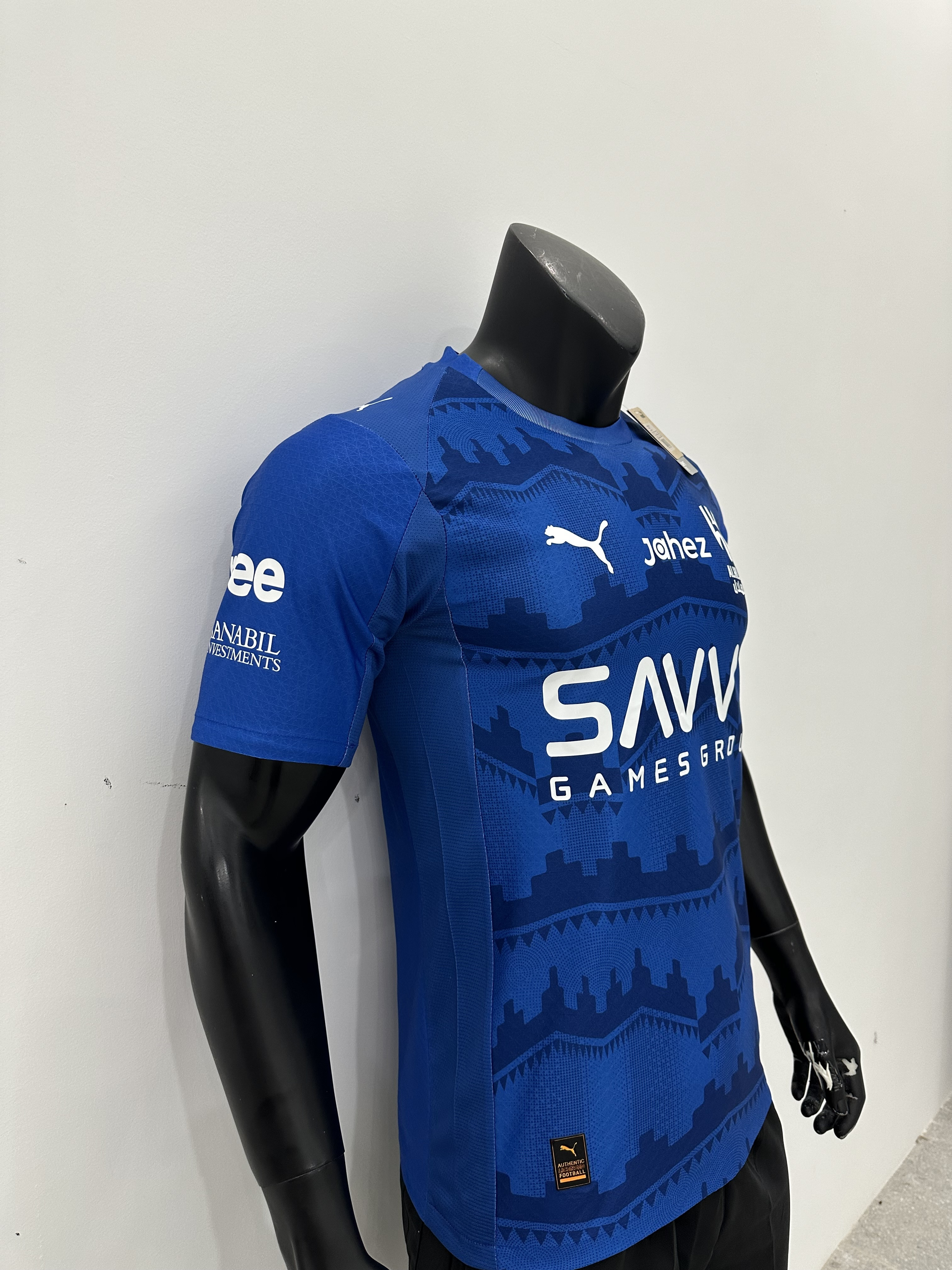 Camiseta Al-Hilal, Local 25-26