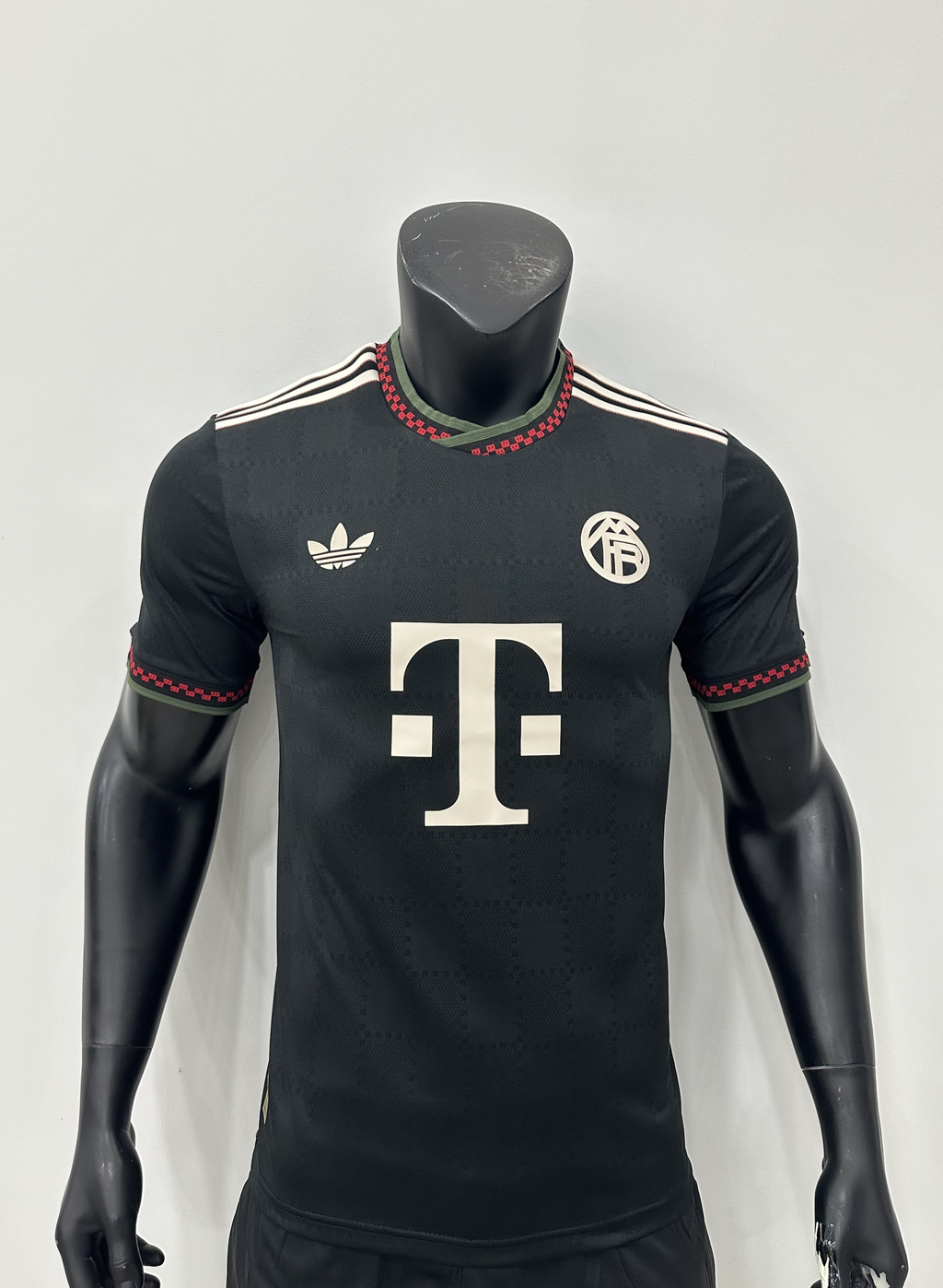 Camiseta Bayern Múnich, Tercera 25-26