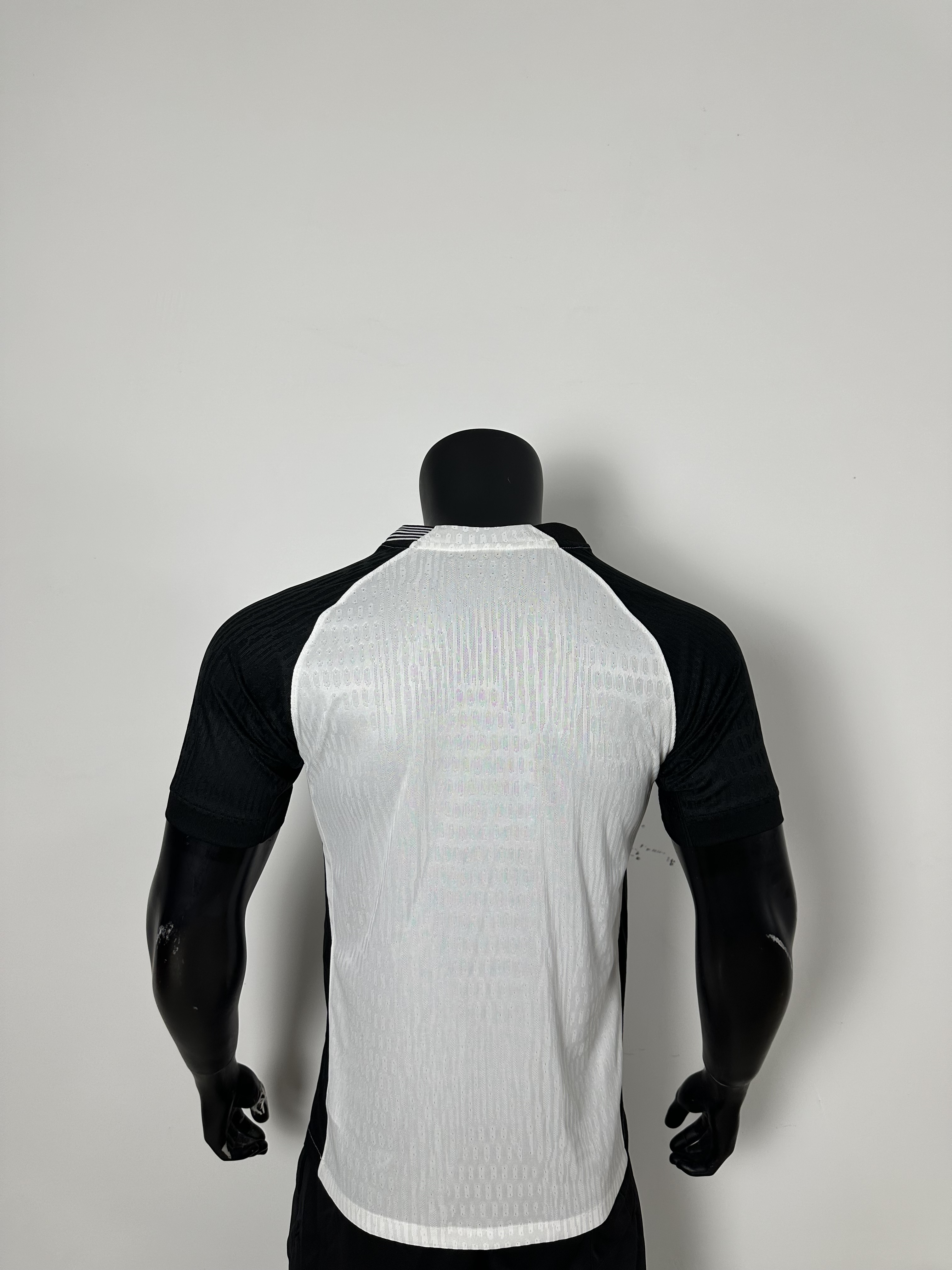 Camiseta Corinthians, Local 25-26