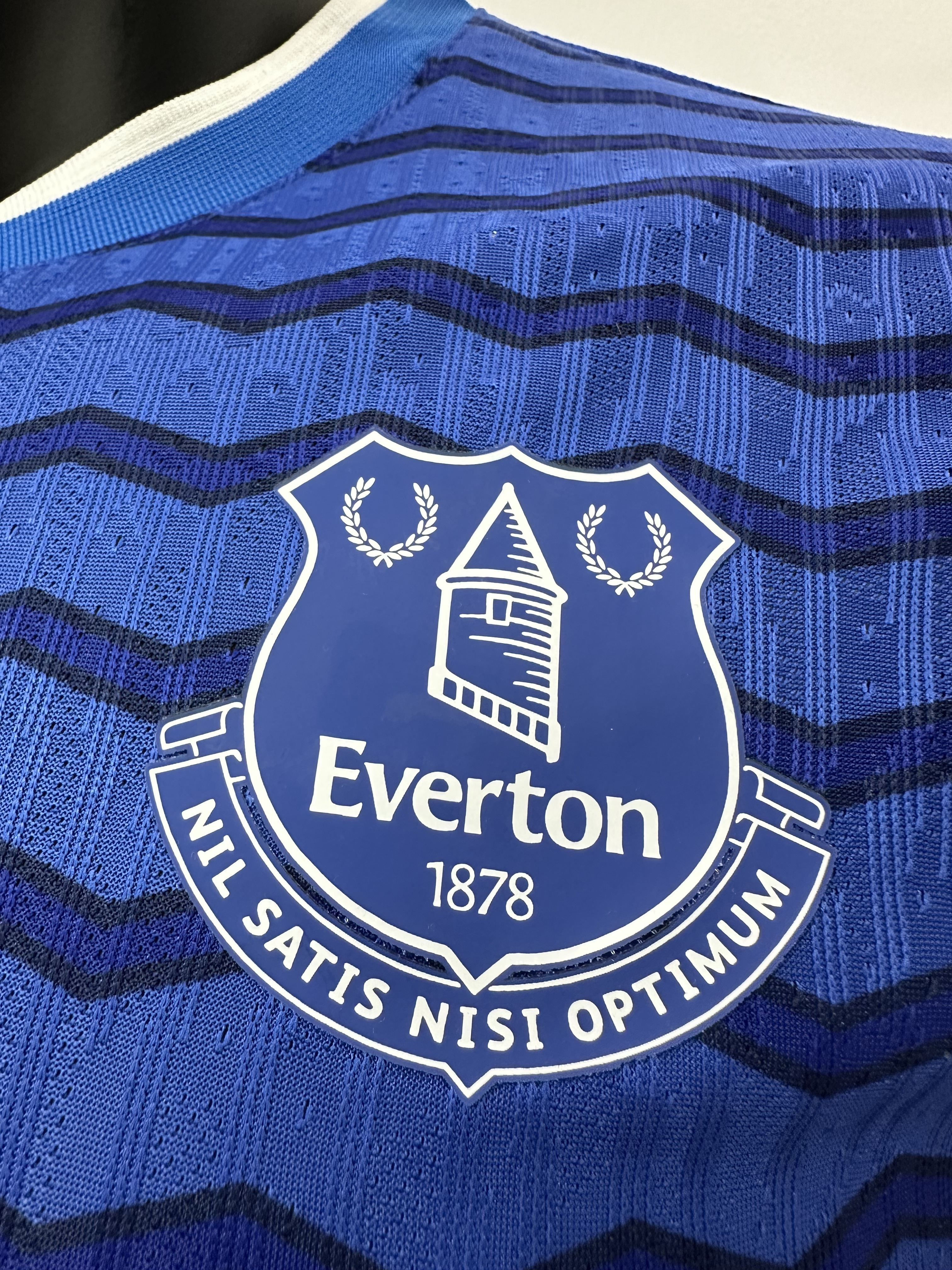 Camiseta Everton, Local 25-26