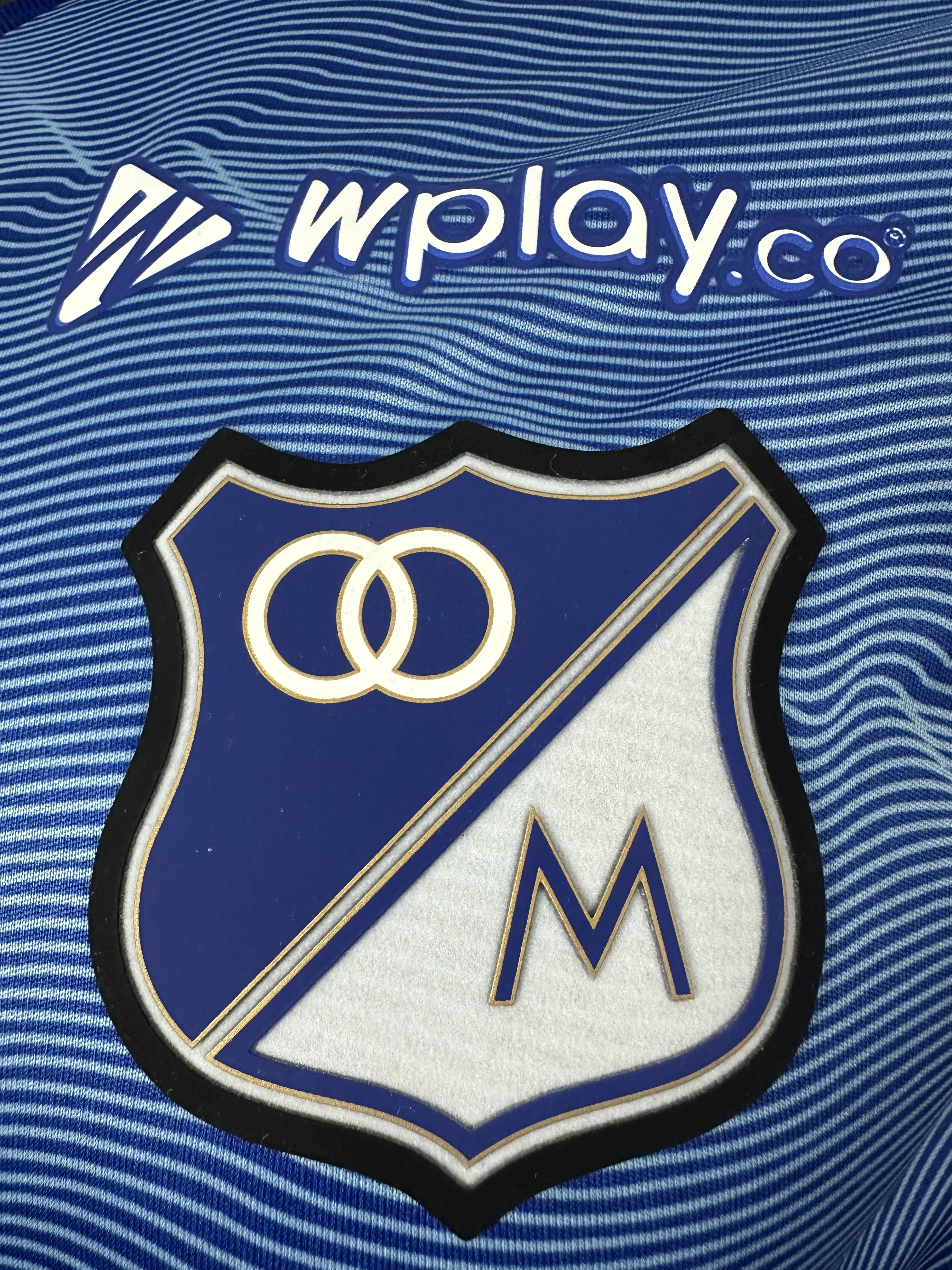 Camiseta Millonarios, Local 25-26