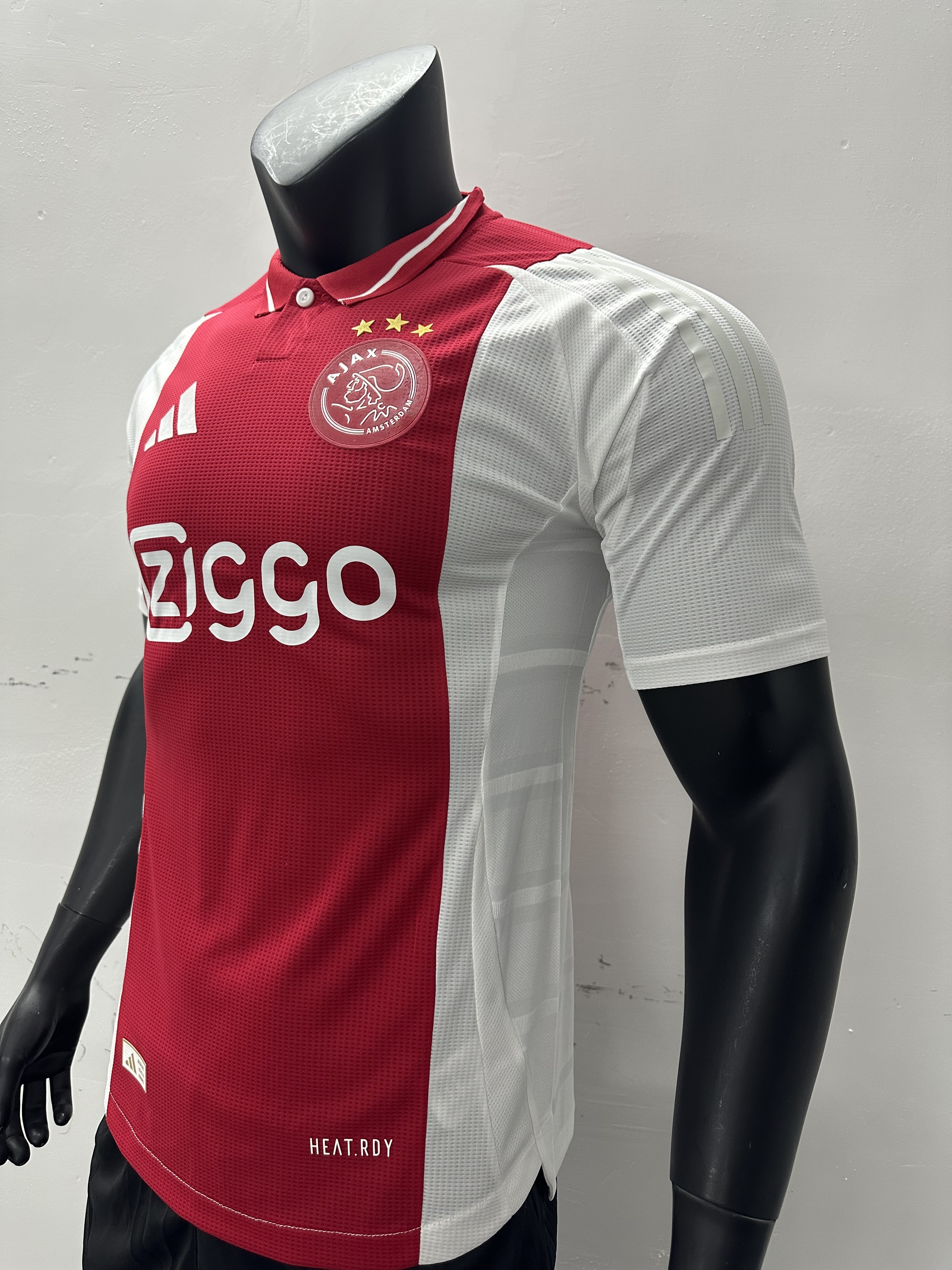 Camiseta Ajax, Local 24-25