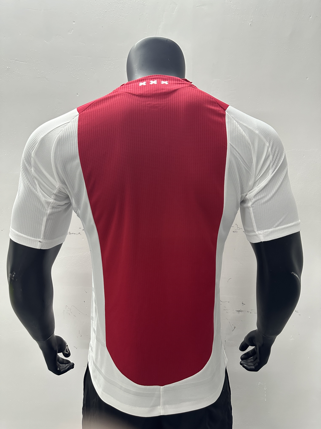 Camiseta Ajax, Local 24-25