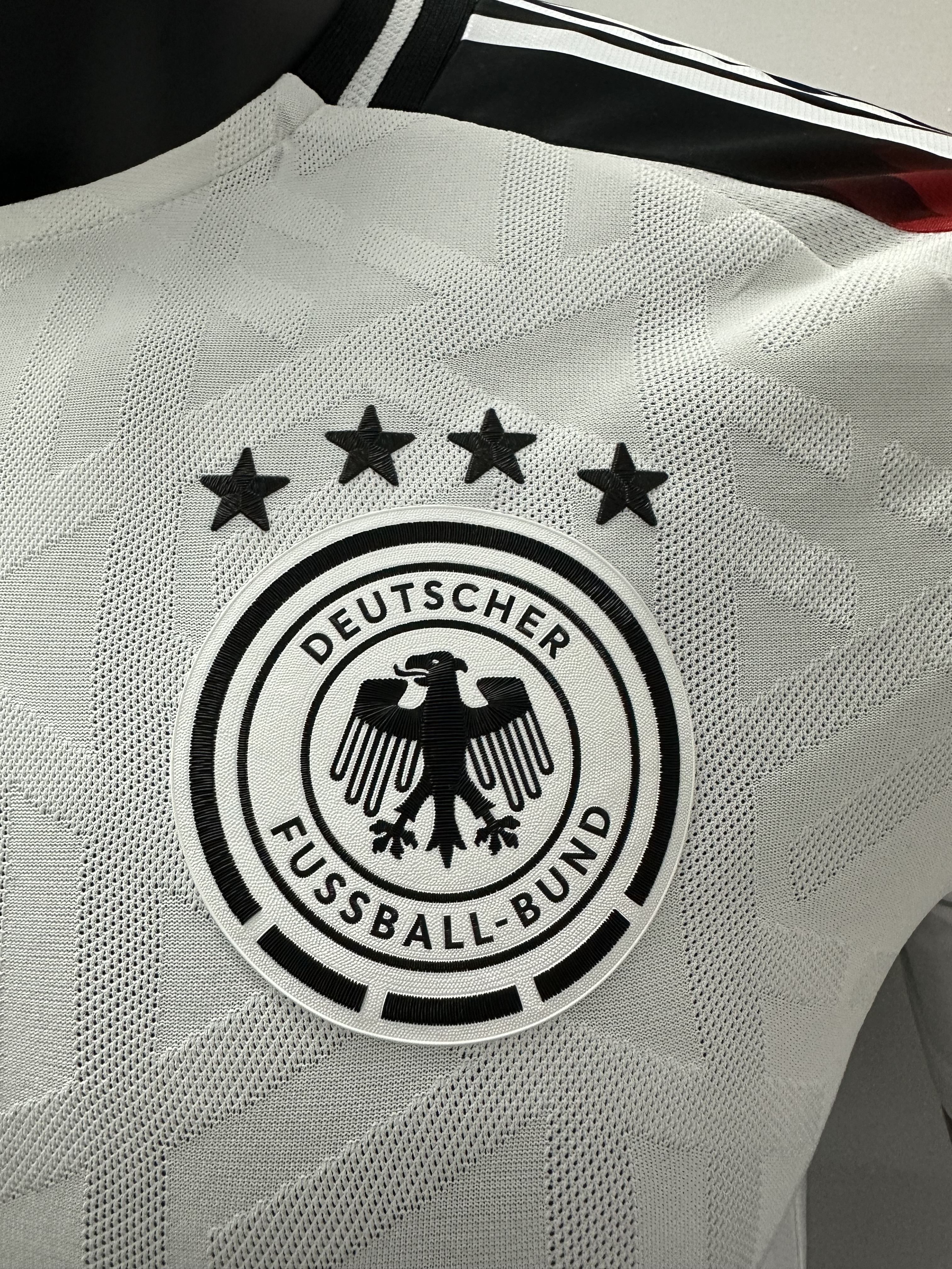 Camiseta Alemania, Local 24-25