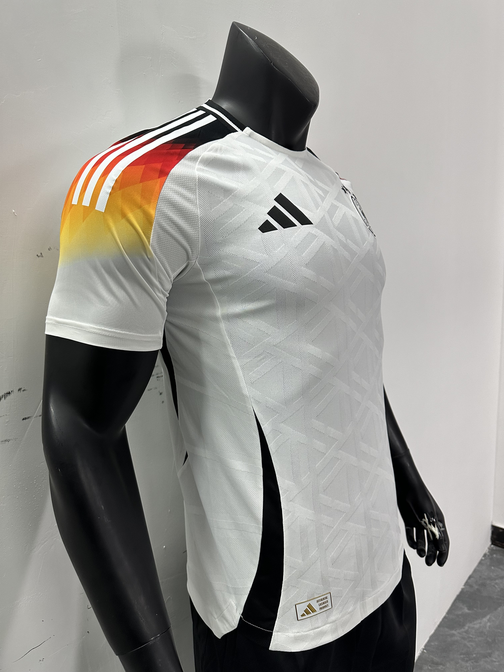 Camiseta Alemania, Local 24-25