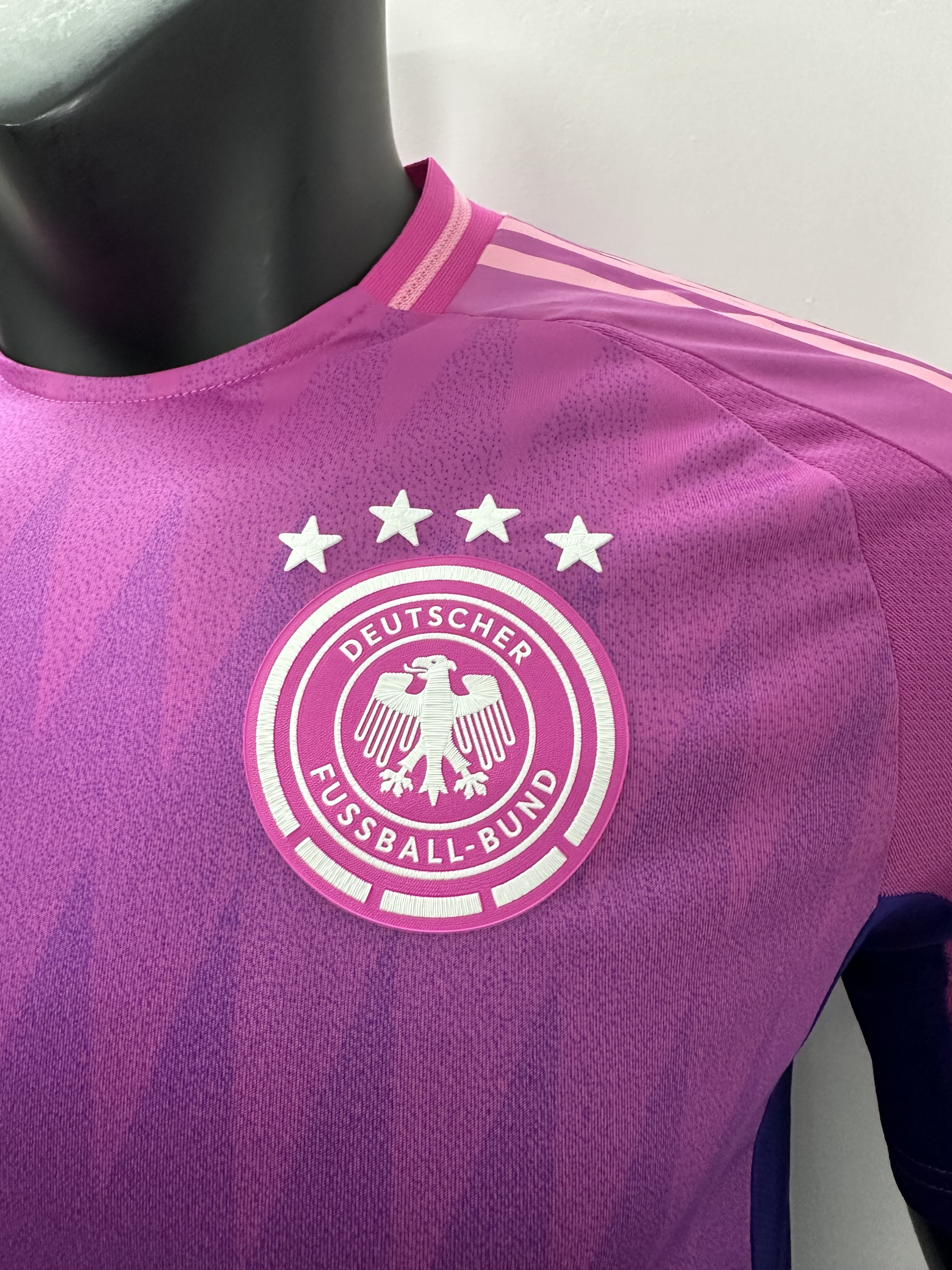 Camiseta Alemania, Visitante 24-25