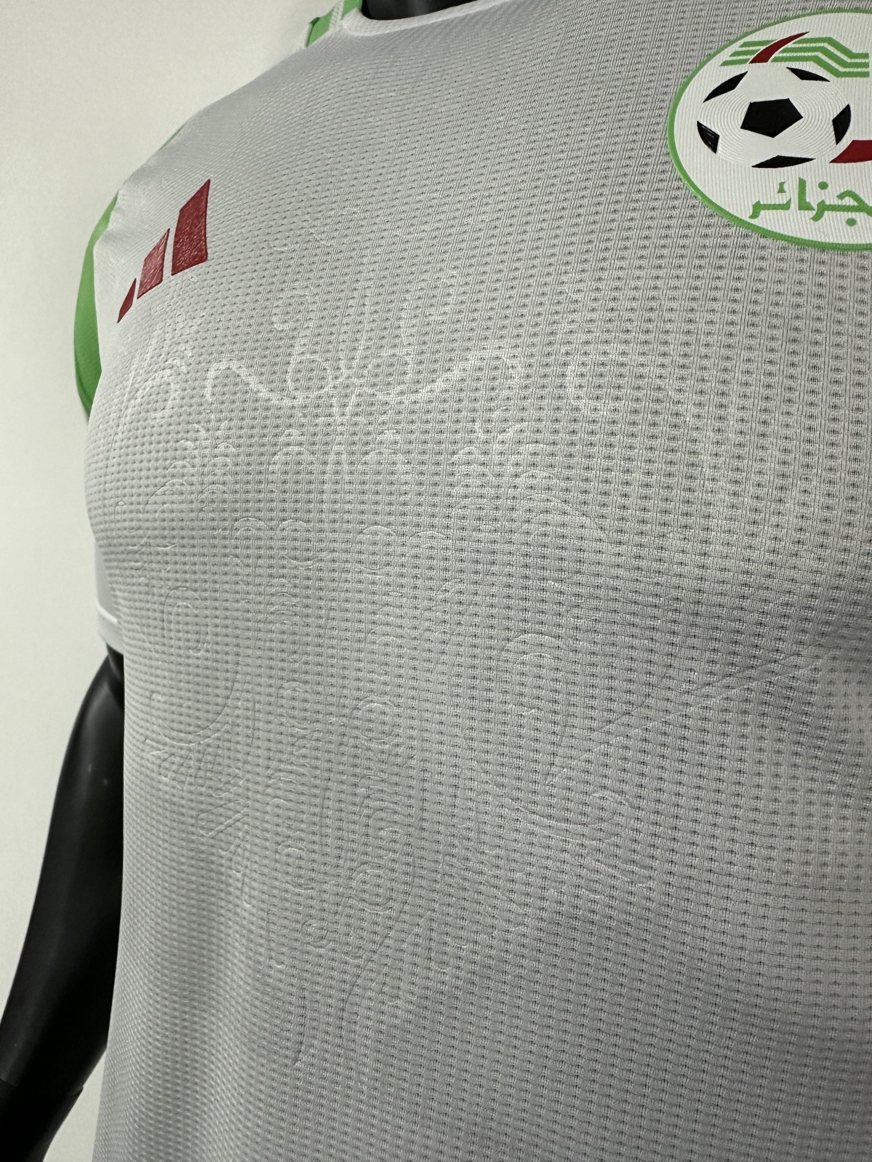 Camiseta Argelia, Local 24-25