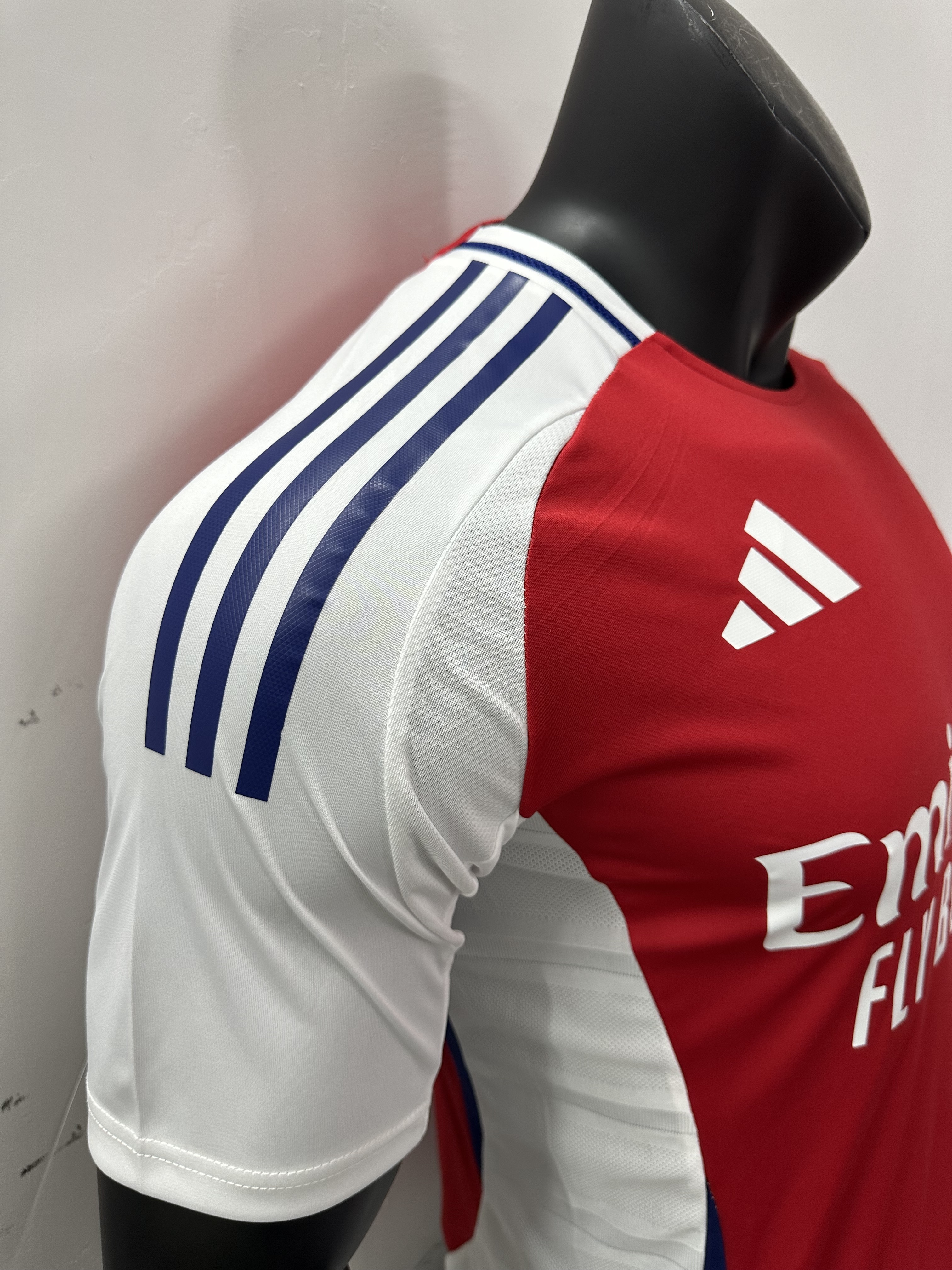 Camiseta Arsenal, Local 24-25