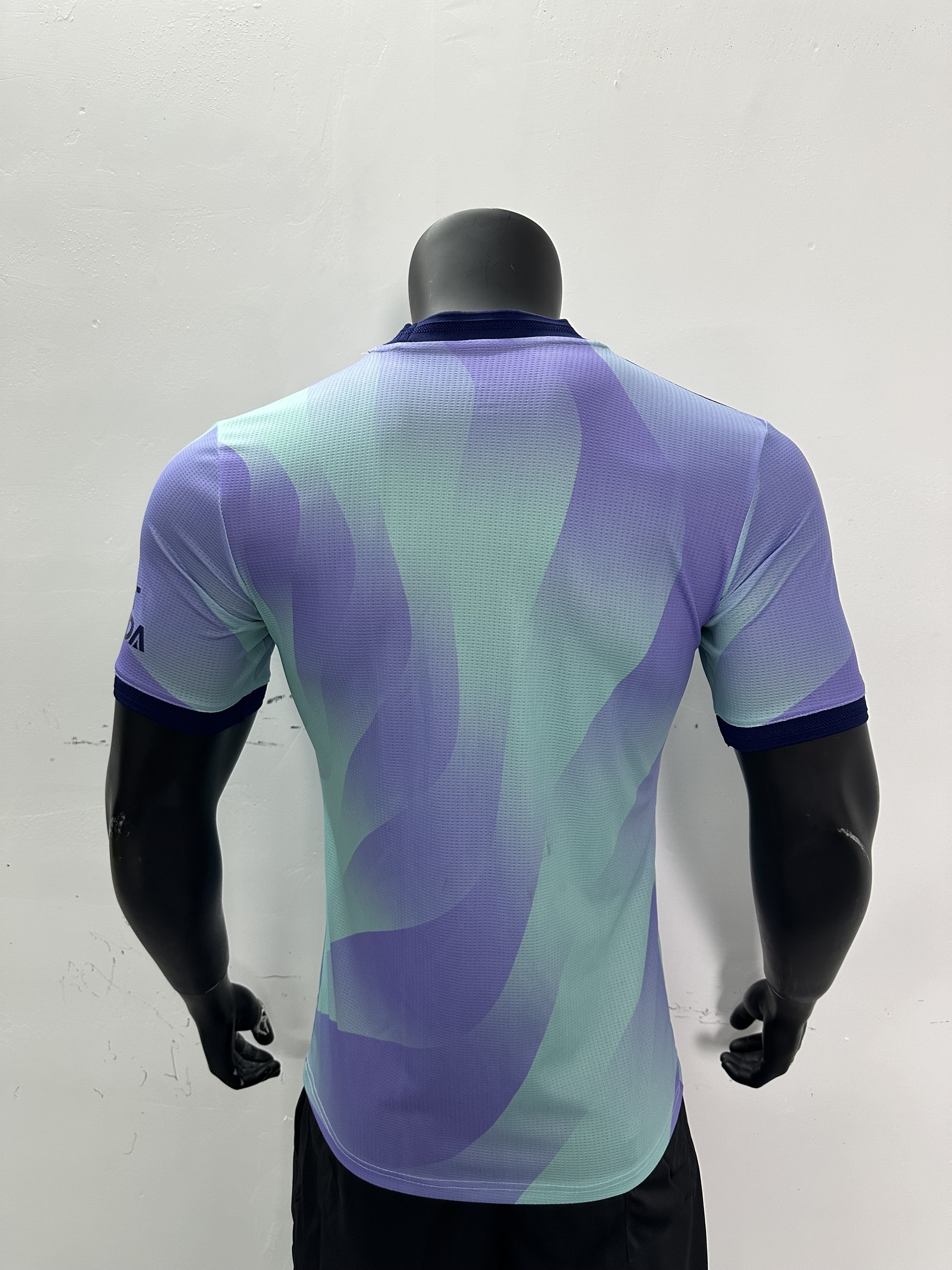 Camiseta Arsenal, Tercera 24-25