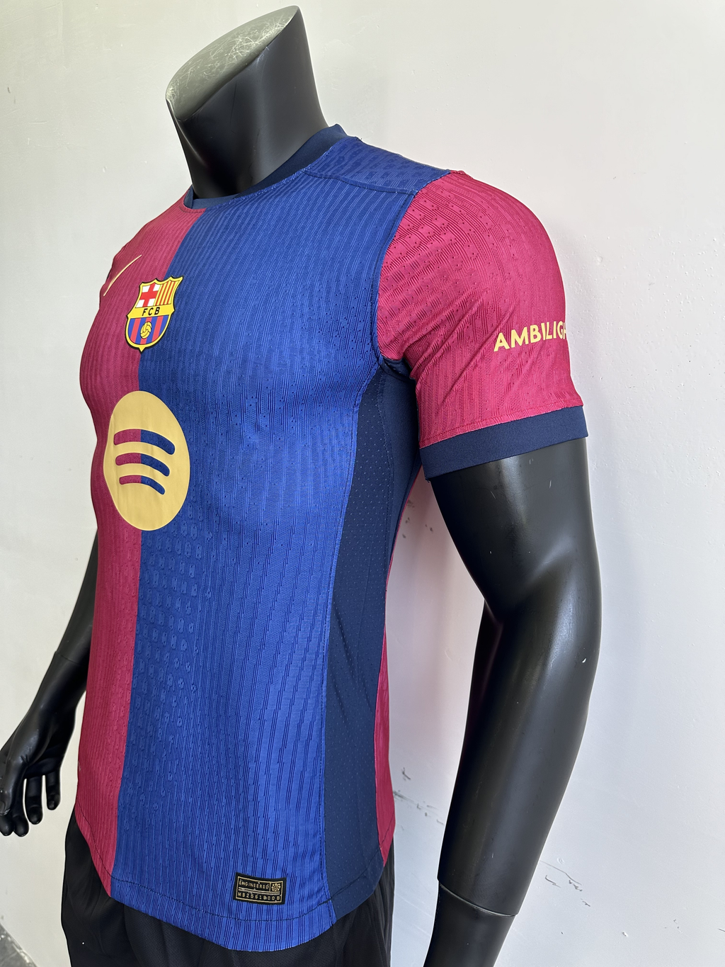 Camiseta FC Barcelona, Local 24-25