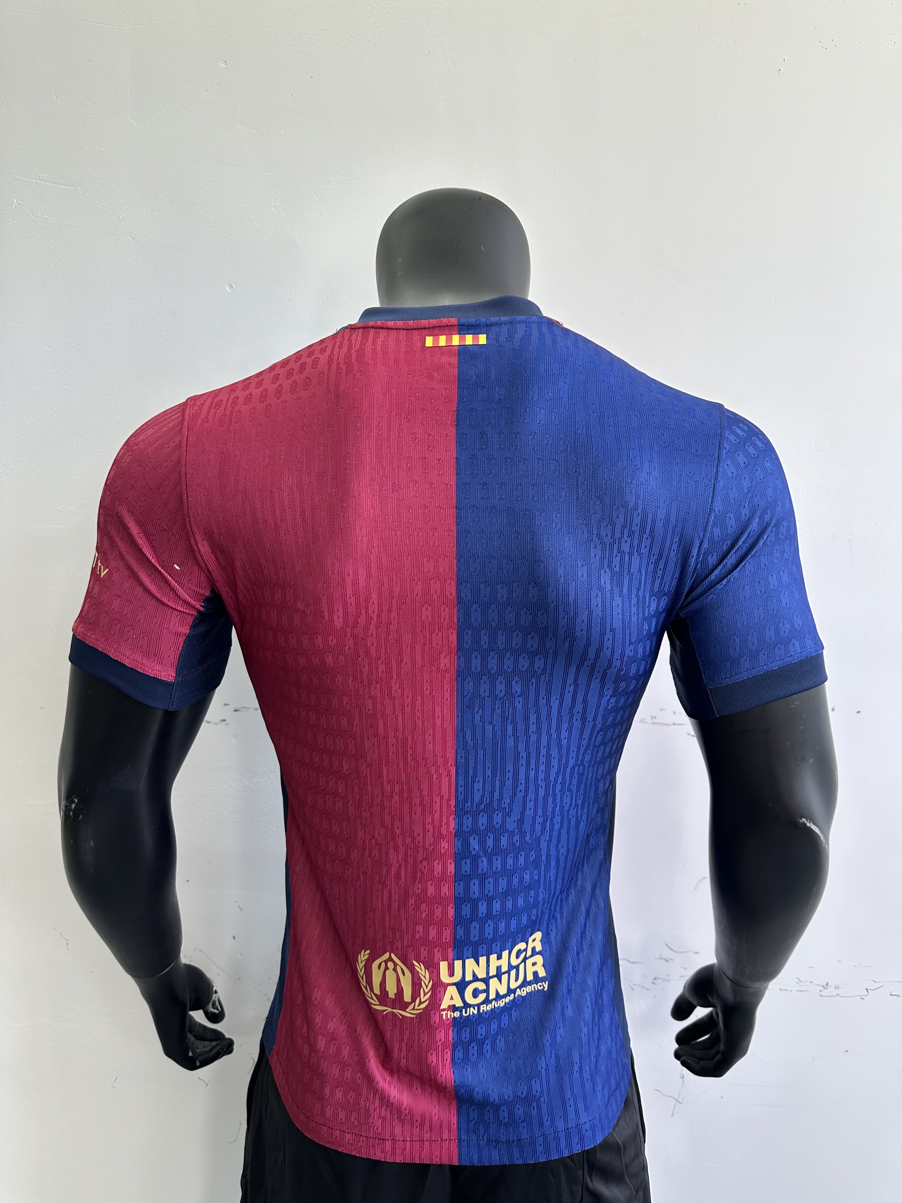 Camiseta FC Barcelona, Local 24-25