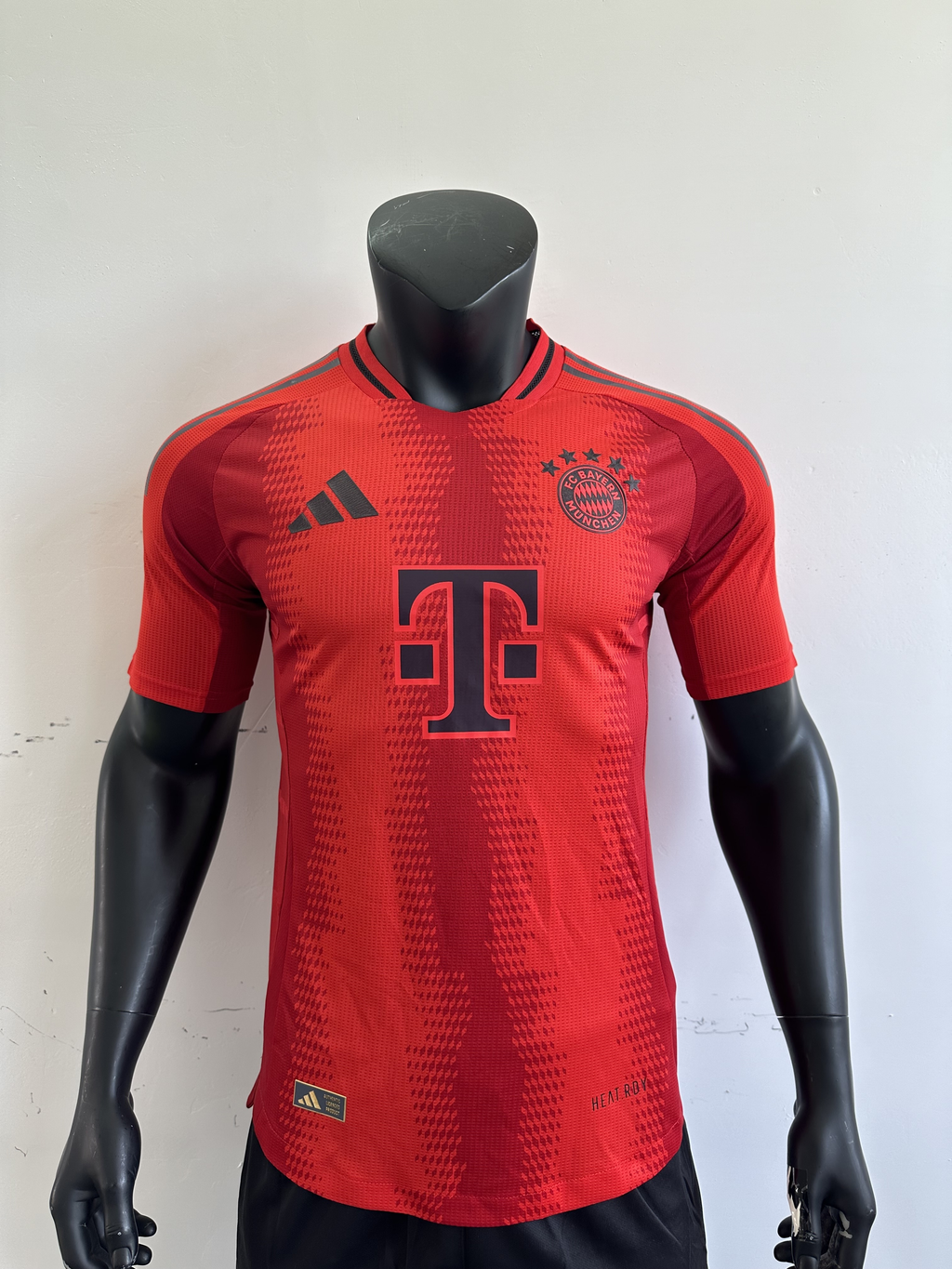 Camiseta Bayern Múnich, Local 24-25